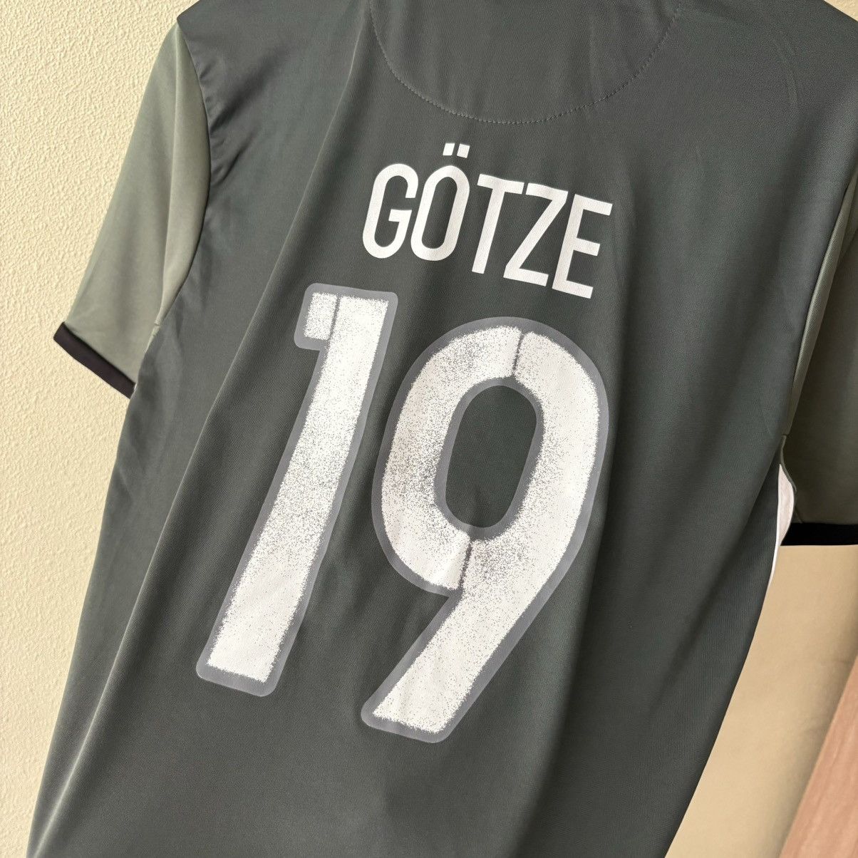 Vintage Germany Adidas #19 Gotze 2014 World Cup Jersey Blokcore Size US S / EU 44-46 / 1 - 3 Thumbnail