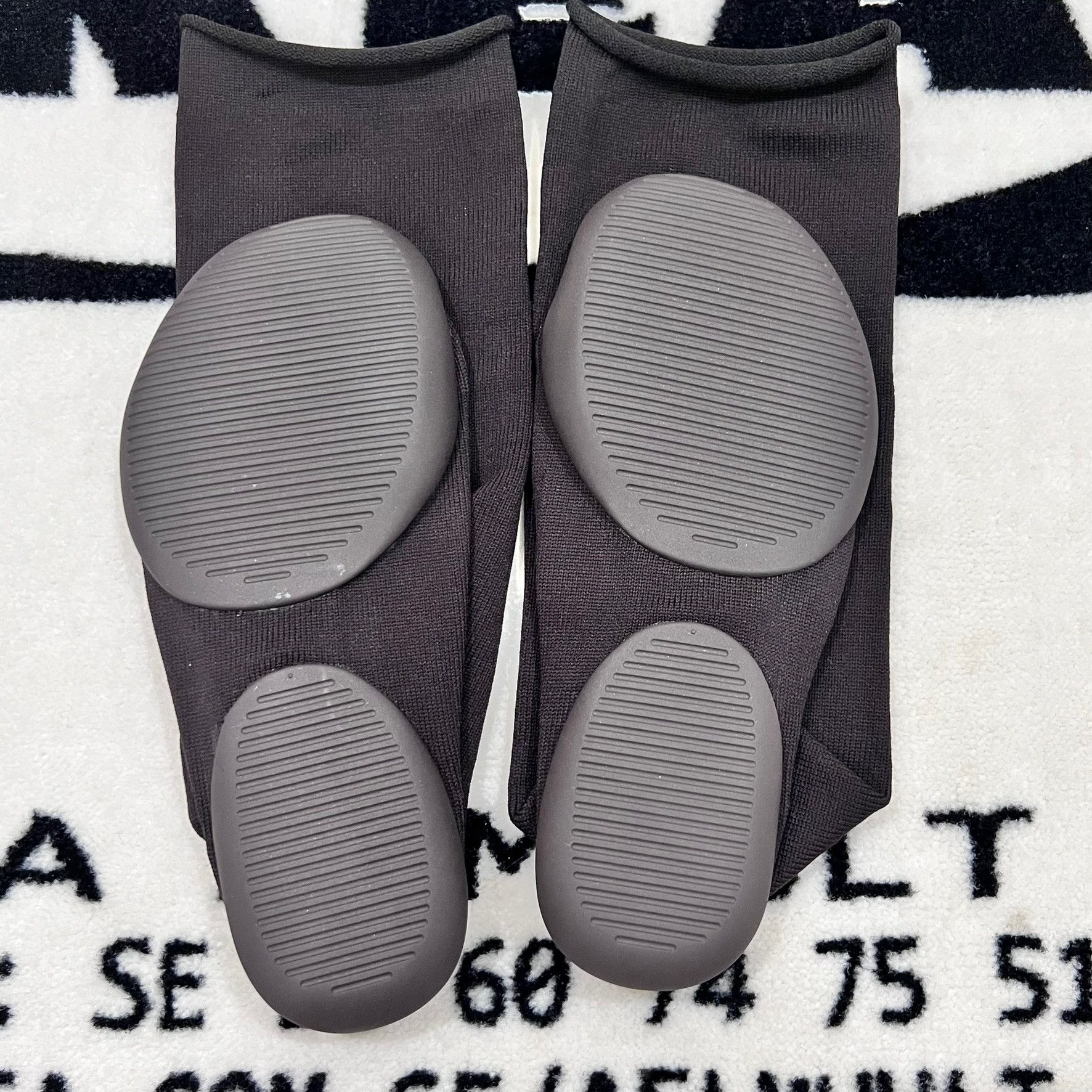 Yeezy Yeezy Pods Sock Thin Sole Sandals / Shoes Size US 6 / EU 39 - 3 Thumbnail