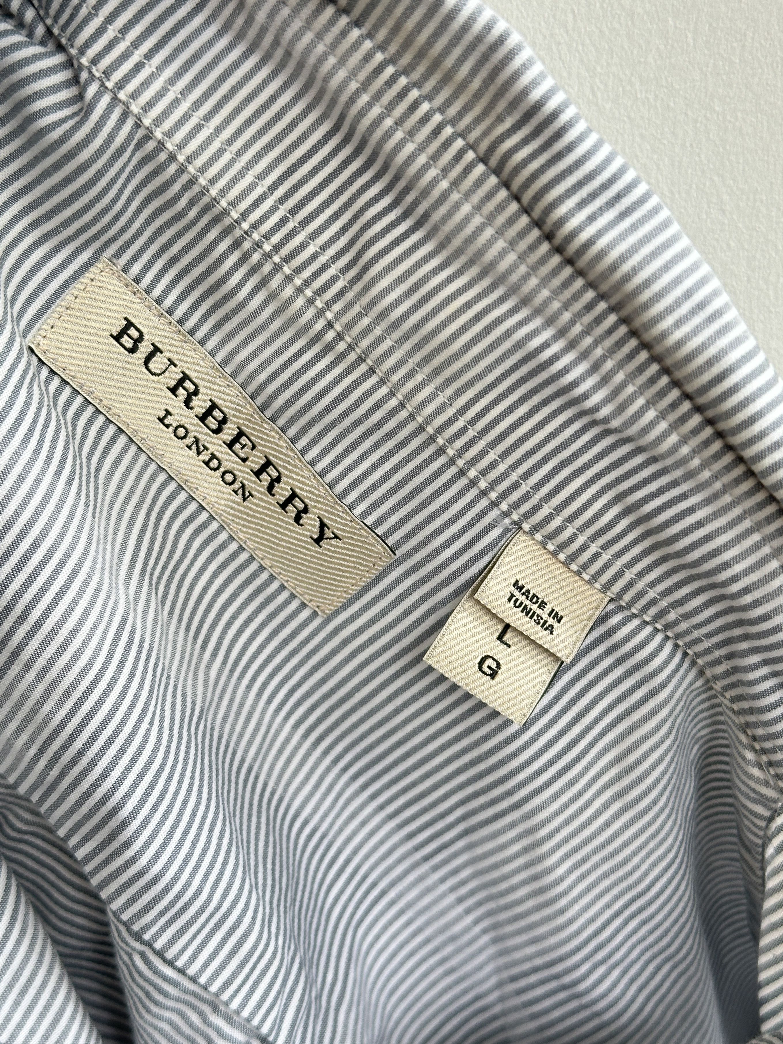 Burberry Burberry Gray Button Up Shirt Size US L / EU 52-54 / 3 - 6 Thumbnail