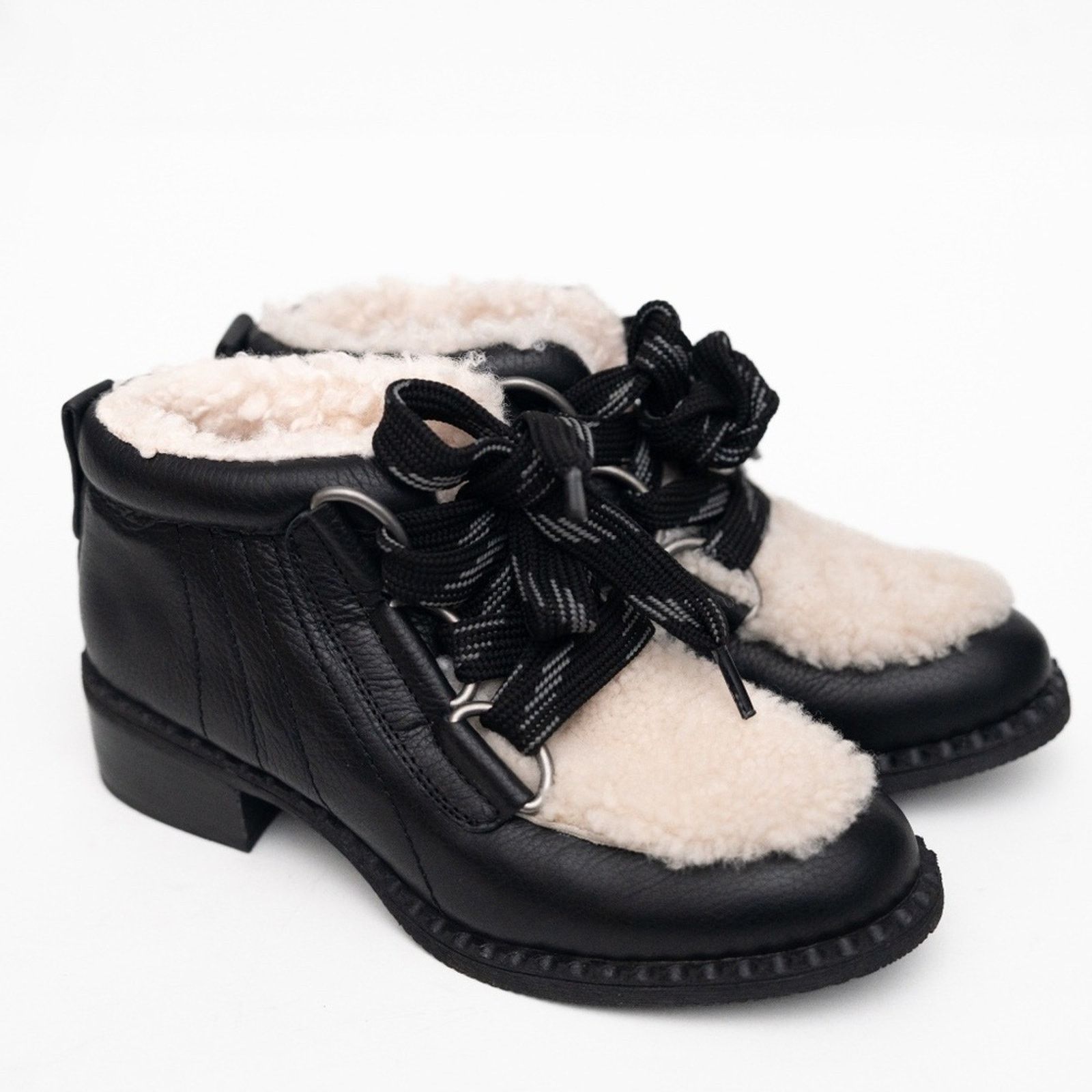 Gentle Souls Gentle Souls. Best Stitch Shootie Cozy Shoes. Size US 6 / IT 36 - 2 Thumbnail