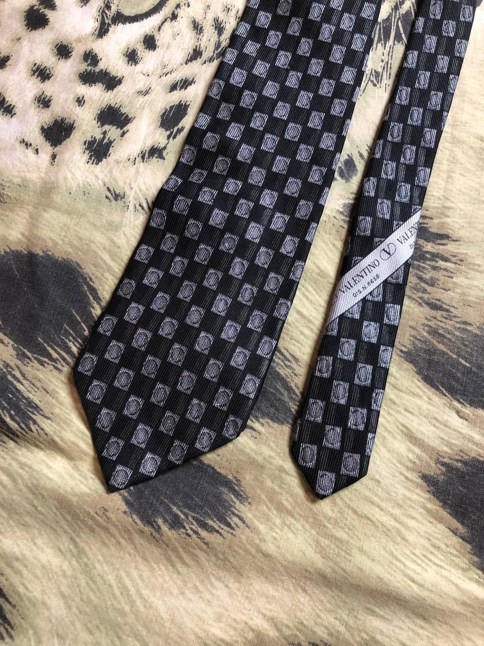 Valentino Vintage Valentino Tie Size ONE SIZE - 2 Thumbnail