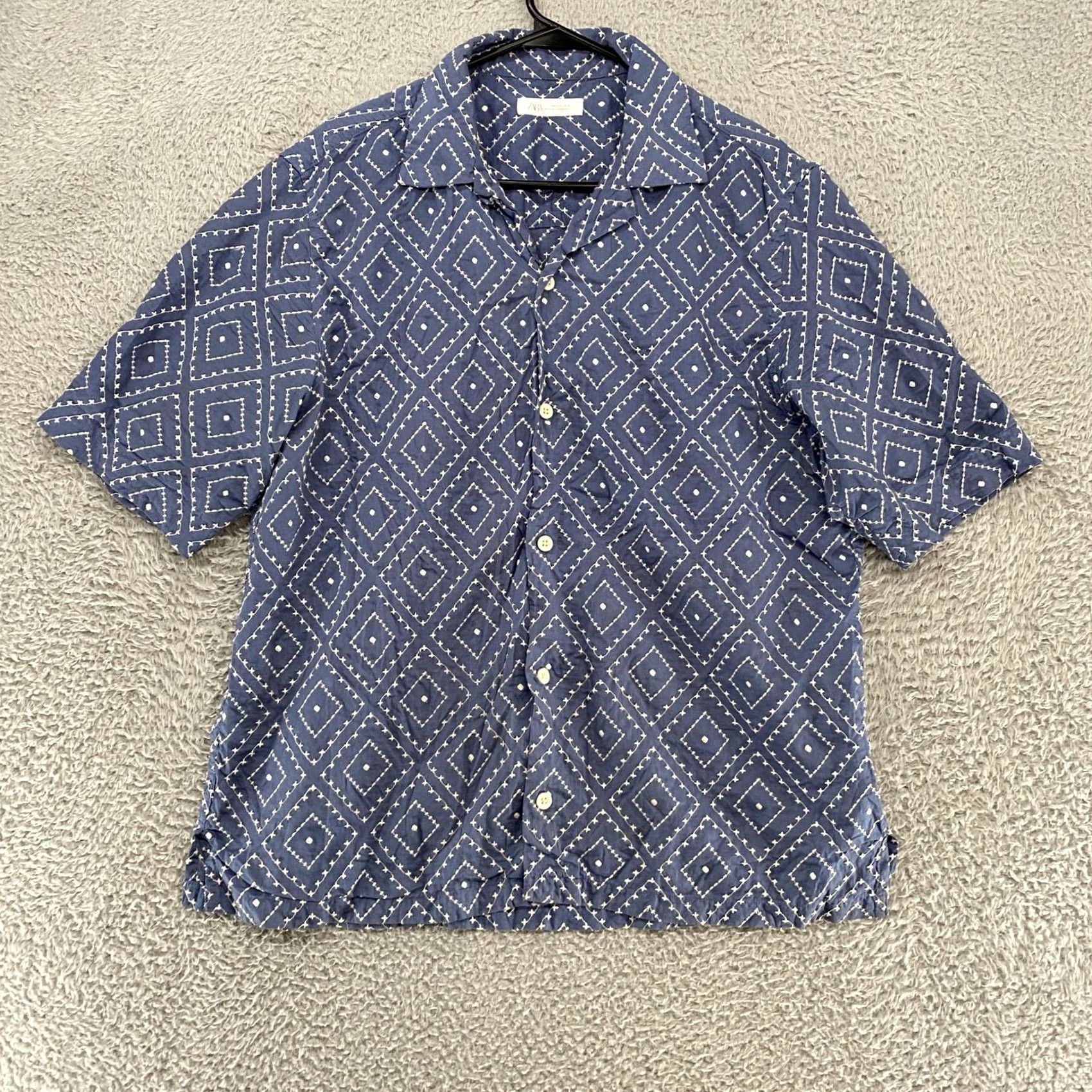 Zara Zara Embroidered Shirt Mens Medium Blue Short Sleeve Button Up Diamond Cotton Embroidered Geometric Beach Vacation Button-Up Mens Jacket? Size US M / EU 48-50 / 2 - 2 Thumbnail