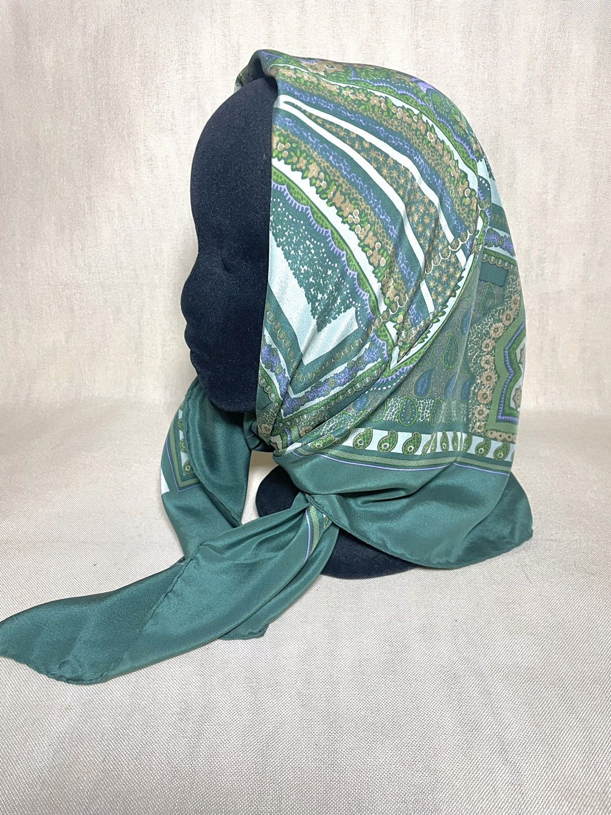 SikSilk × Vintage Christian Dior paisley floral green scarf Size ONE SIZE - 7 Thumbnail