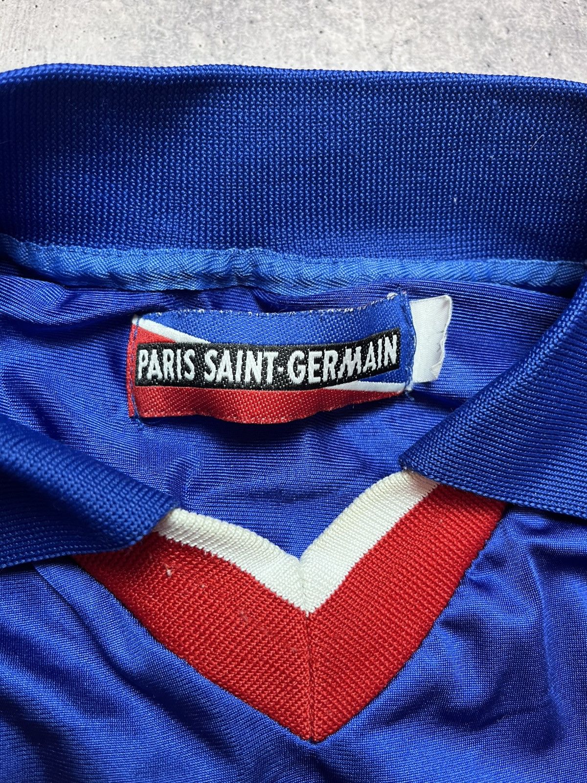 Vintage Vintage Paris Saint Germain PSG Merchandise Jersey Size XL Size US XL / EU 56 / 4 - 9 Thumbnail