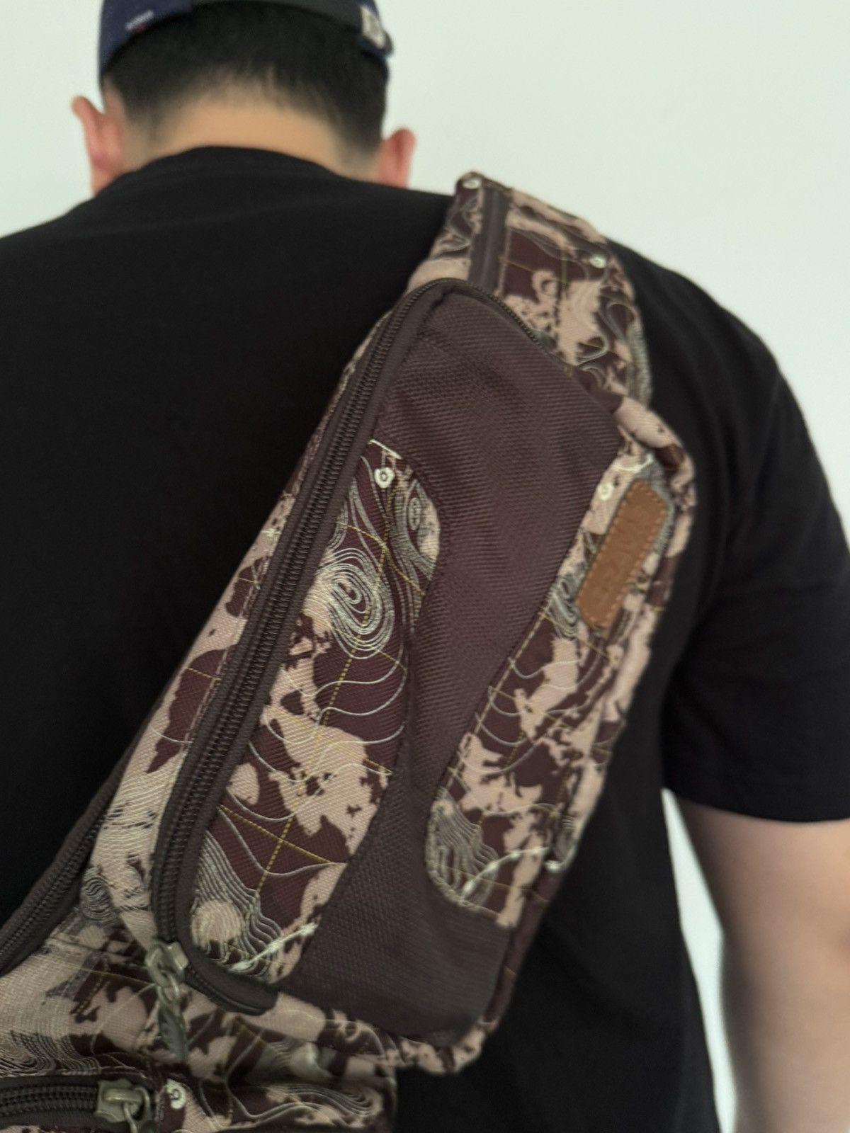 Gravis Gravis Vintage Y2K Radar Camo Crossbody Size ONE SIZE - 12 Thumbnail