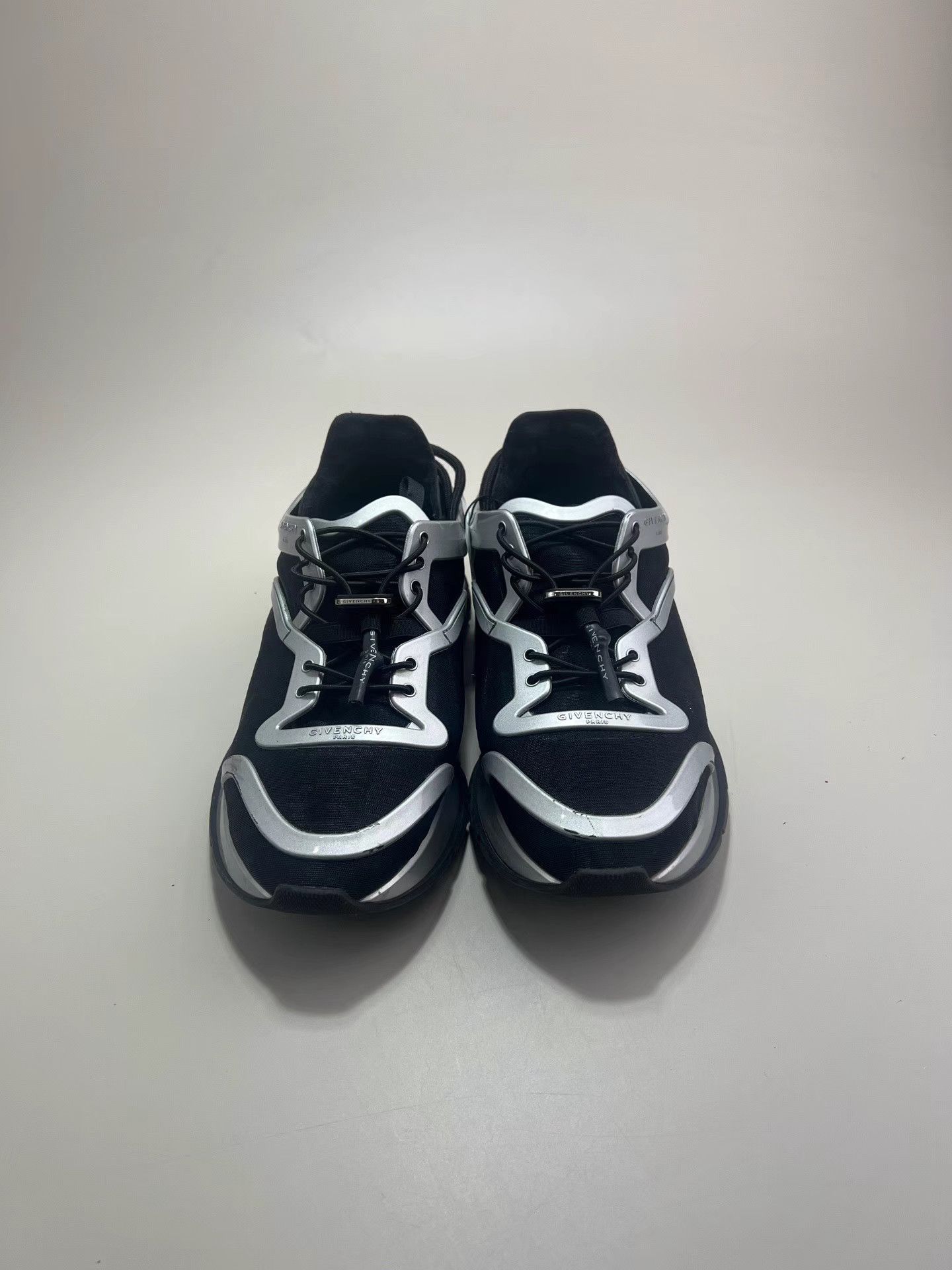Givenchy GIVENCHY Black & Silver Sneakers K1 Size US 7 / EU 40 - 2 Thumbnail