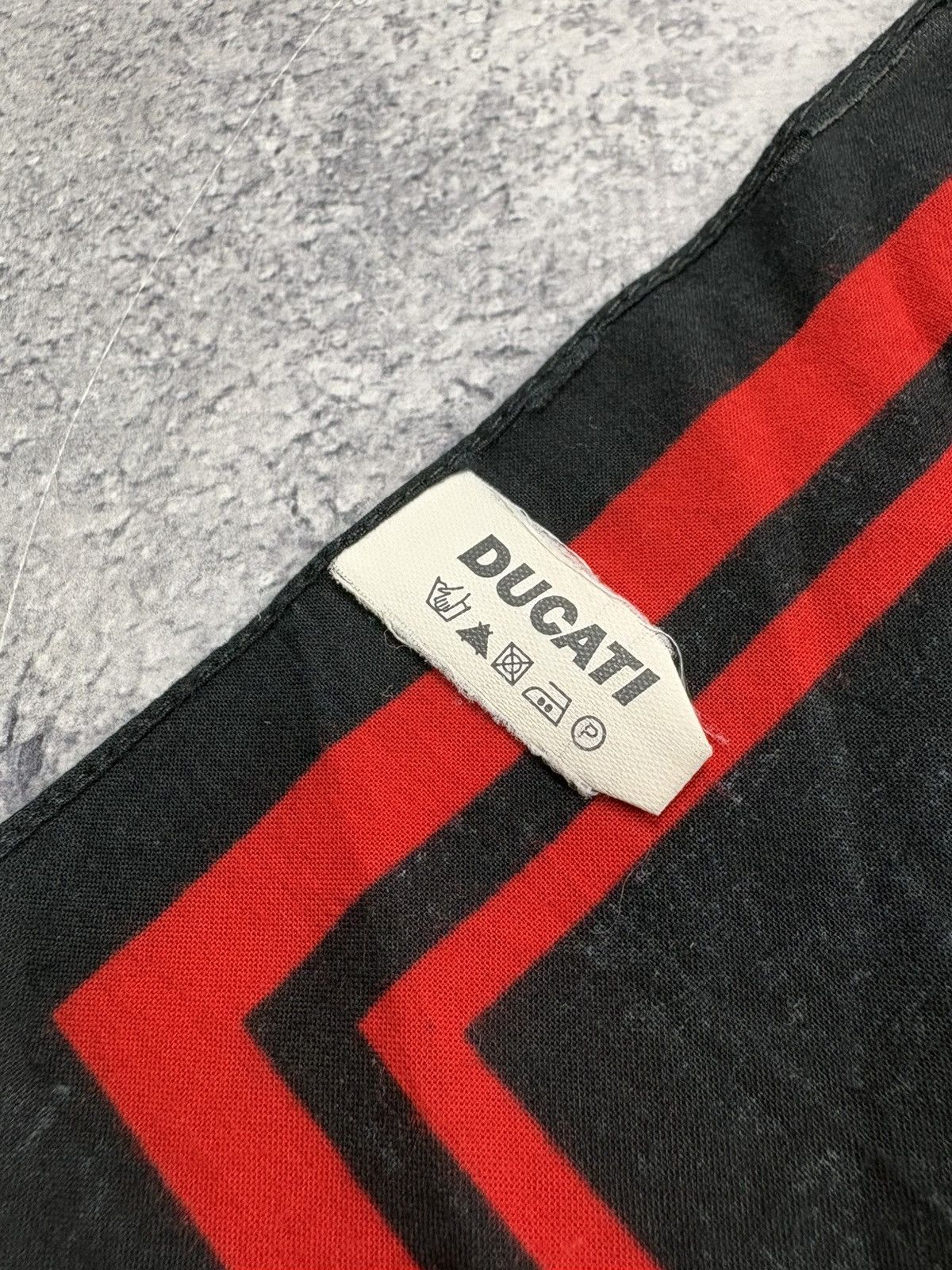 Ducati DUCATI Vintage Monogram Big Logo Streetwear MotoRacing Scarf Size ONE SIZE - 5 Thumbnail