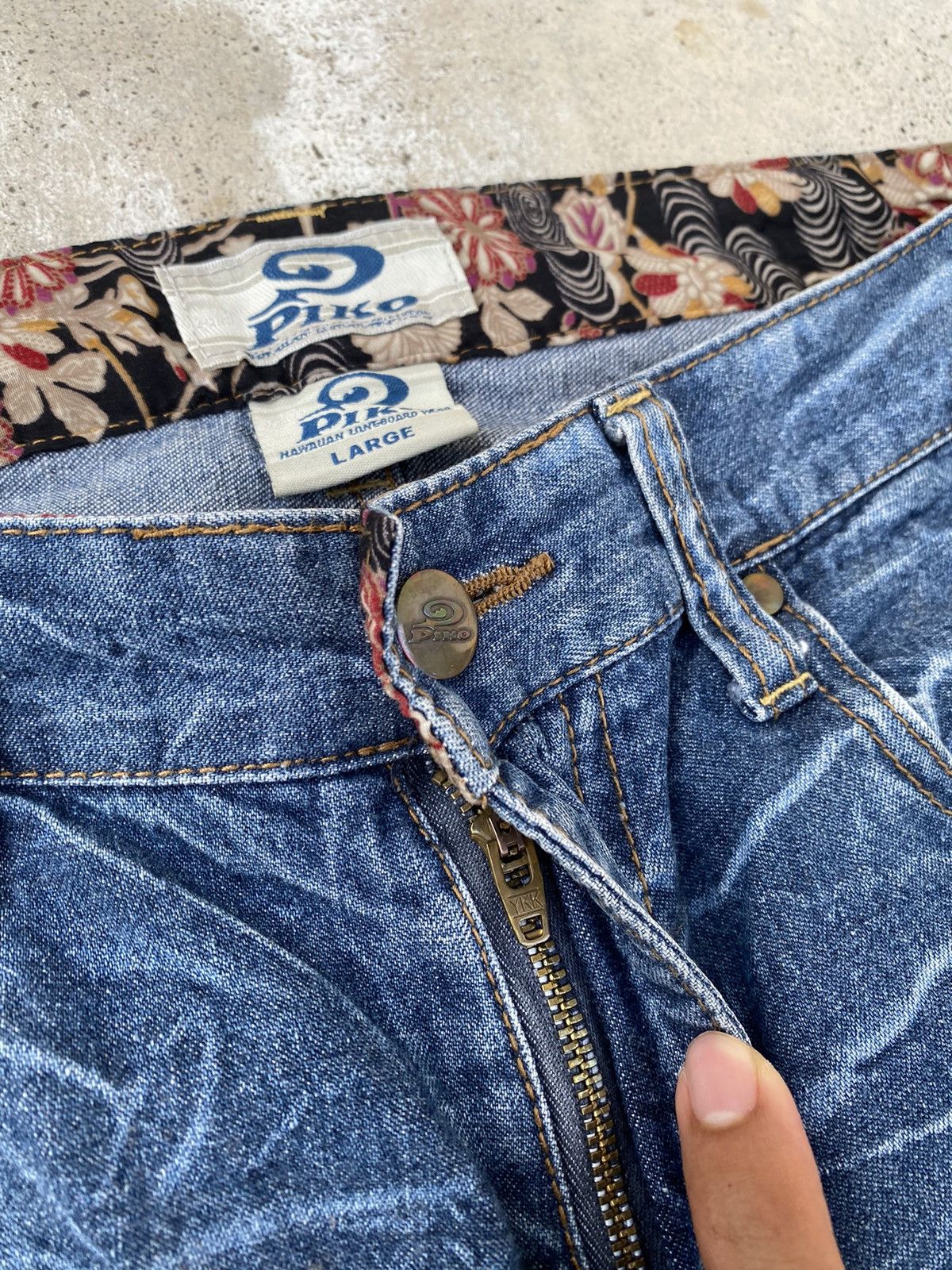 Other 2000s Piko Sukajan Tamashi Karakuri Styled Jorts Size US 32 / EU 48 - 6 Thumbnail