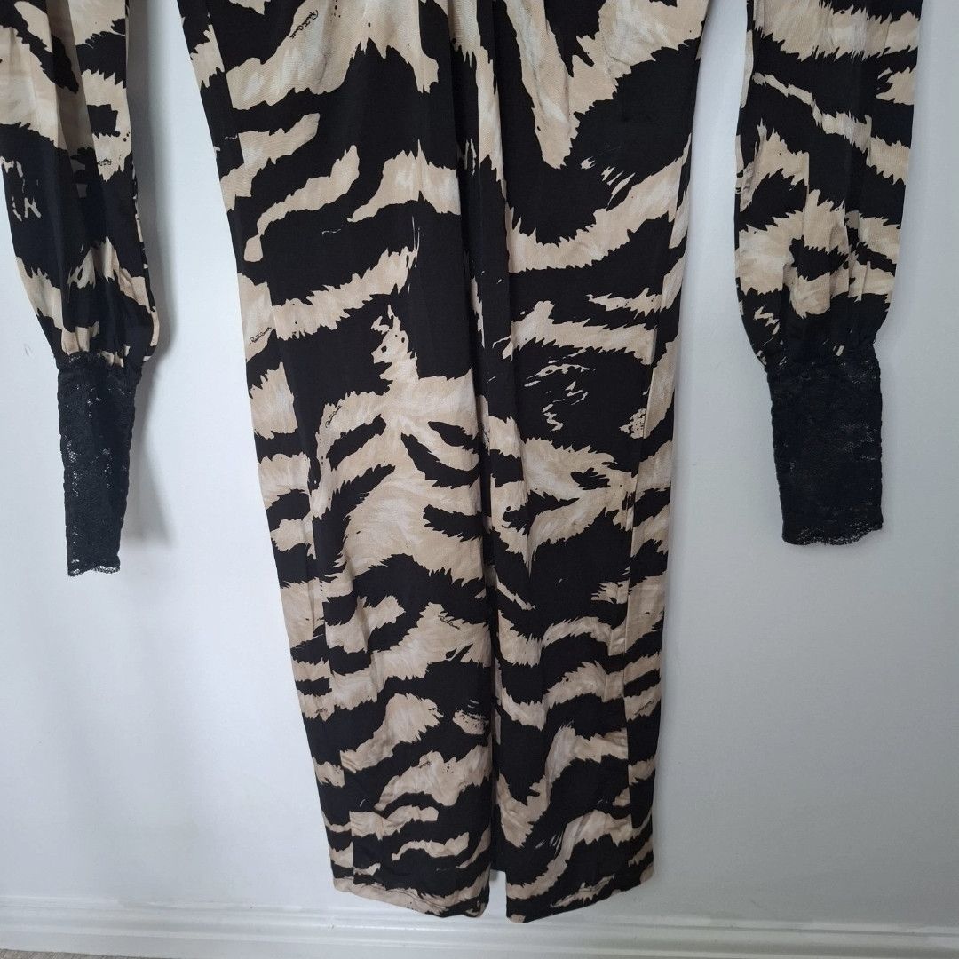 Roberto Cavalli ROBERTO CAVALLI Multicoloured Tiger Print Lace V Neck Dres Size M / US 6-8 / IT 42-44 - 3 Thumbnail