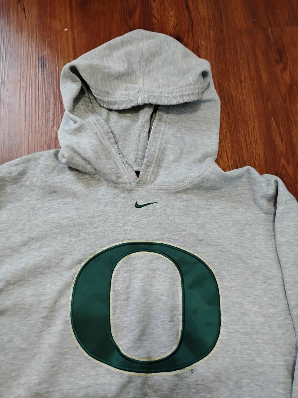 Nike Vintage Nike Oregon Ducks Hoodie Sweatshirt Mid Swoosh Size US L / EU 52-54 / 3 - 1 Thumbnail