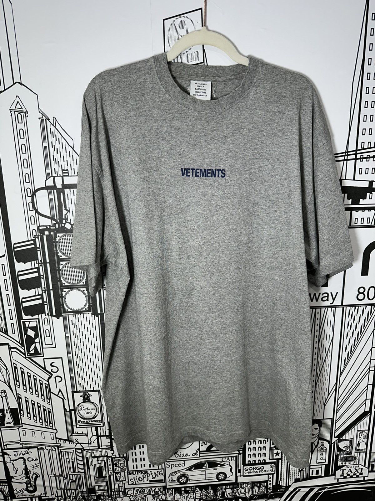Vetements Vetements Classic Tee Shirt Grey Small Size US S / EU 44-46 / 1 - 1 Thumbnail