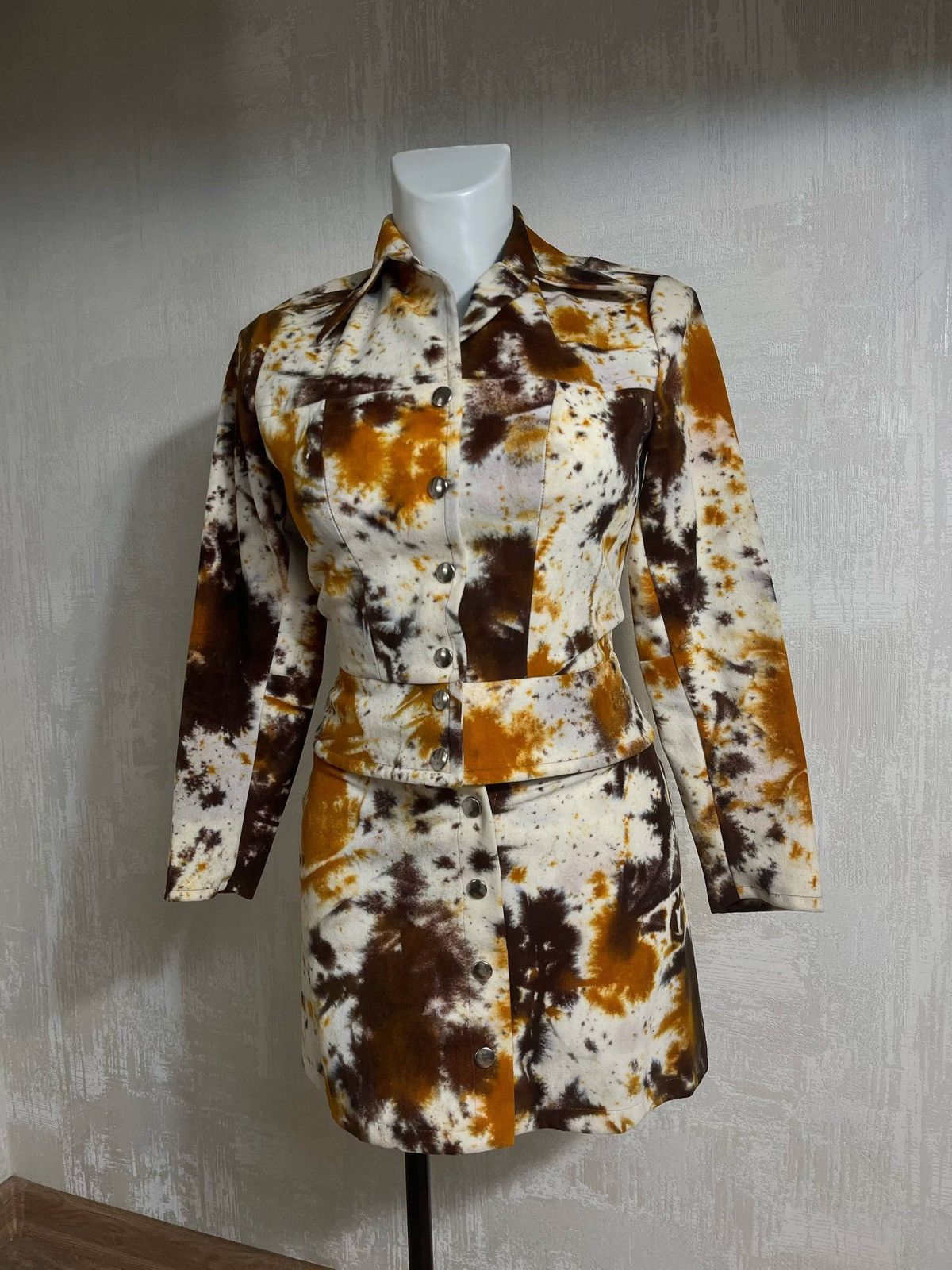 Japanese Brand Vintage Cow Print Acid Wash Denim Mini Skirt & Jacket Set S Size XS / US 0-2 / IT 36-38 - 5 Thumbnail