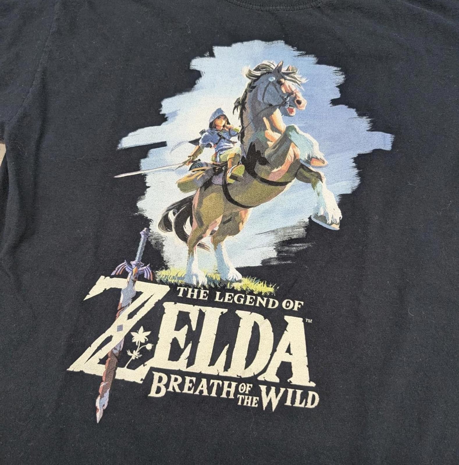 Nintendo The Legend of Zelda Breath of the Wild Nintendo T-shirt Size US M / EU 48-50 / 2 - 2 Thumbnail