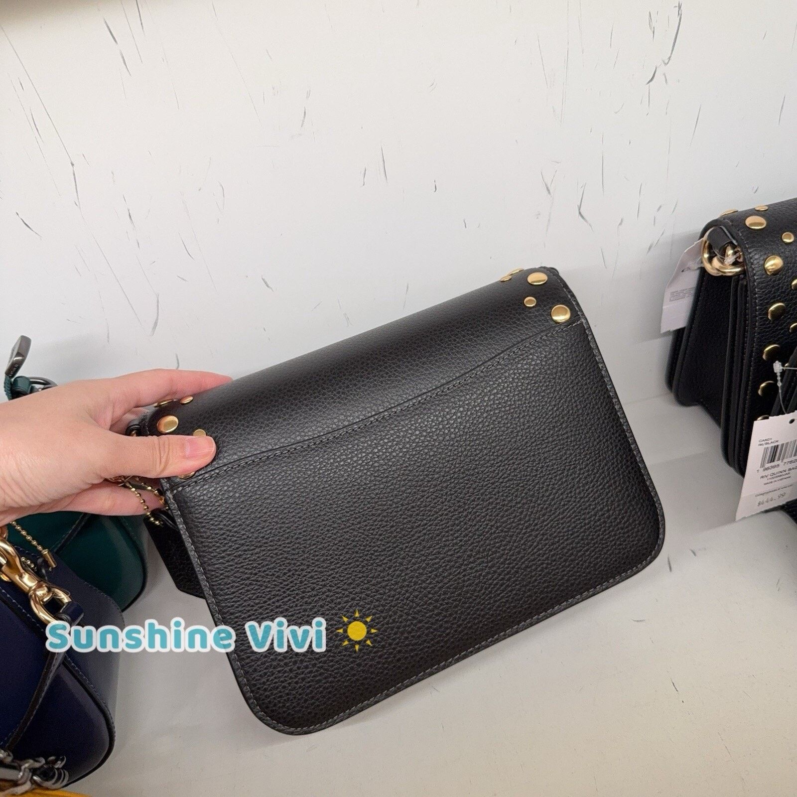 Coach NWT Coach Quinn Leather Handbag Rivets Crossbody Gold/Black Size ONE SIZE - 10 Thumbnail