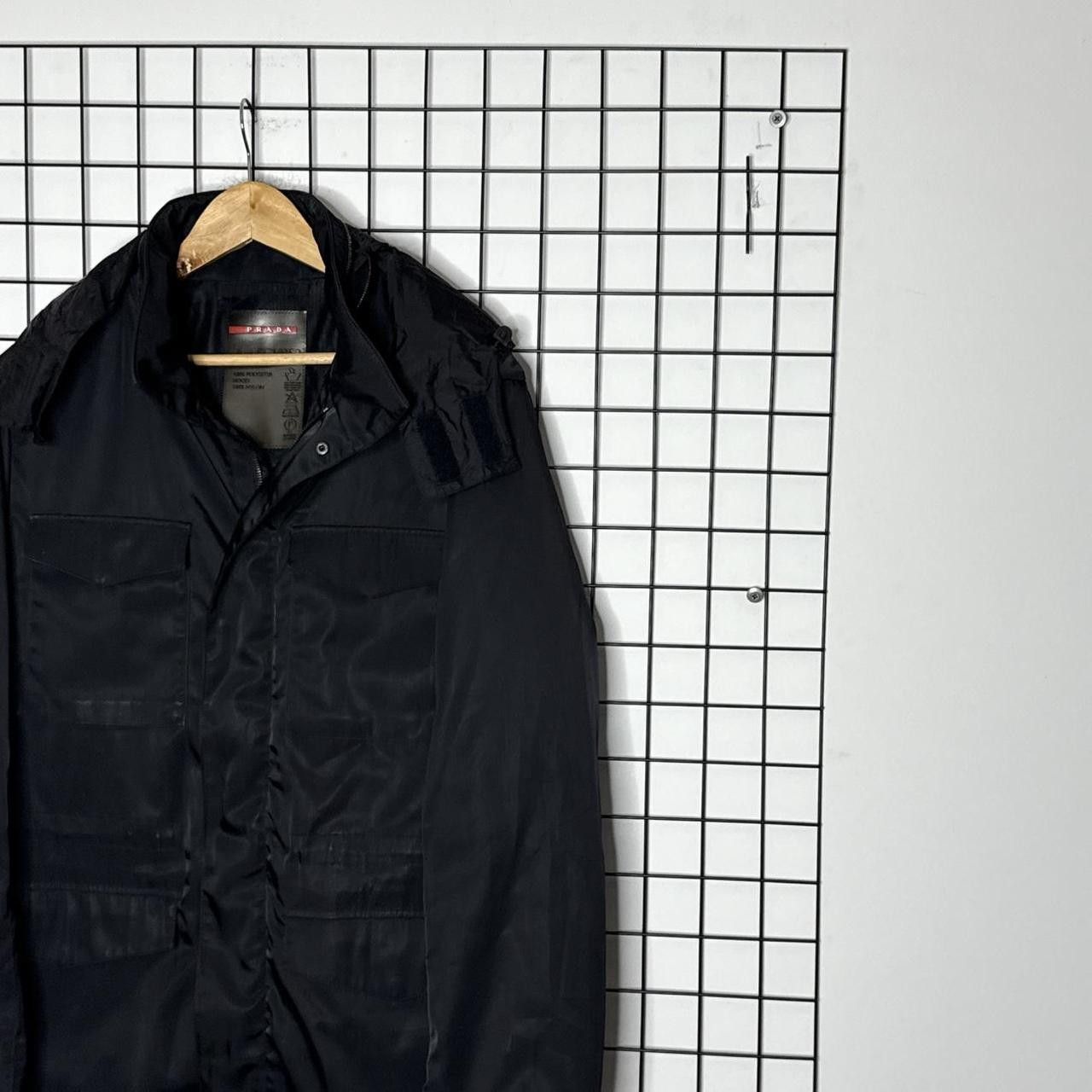 Prada Prada Black Jacket Hooded 2000s Nylon Size US L / EU 52-54 / 3 - 4 Thumbnail
