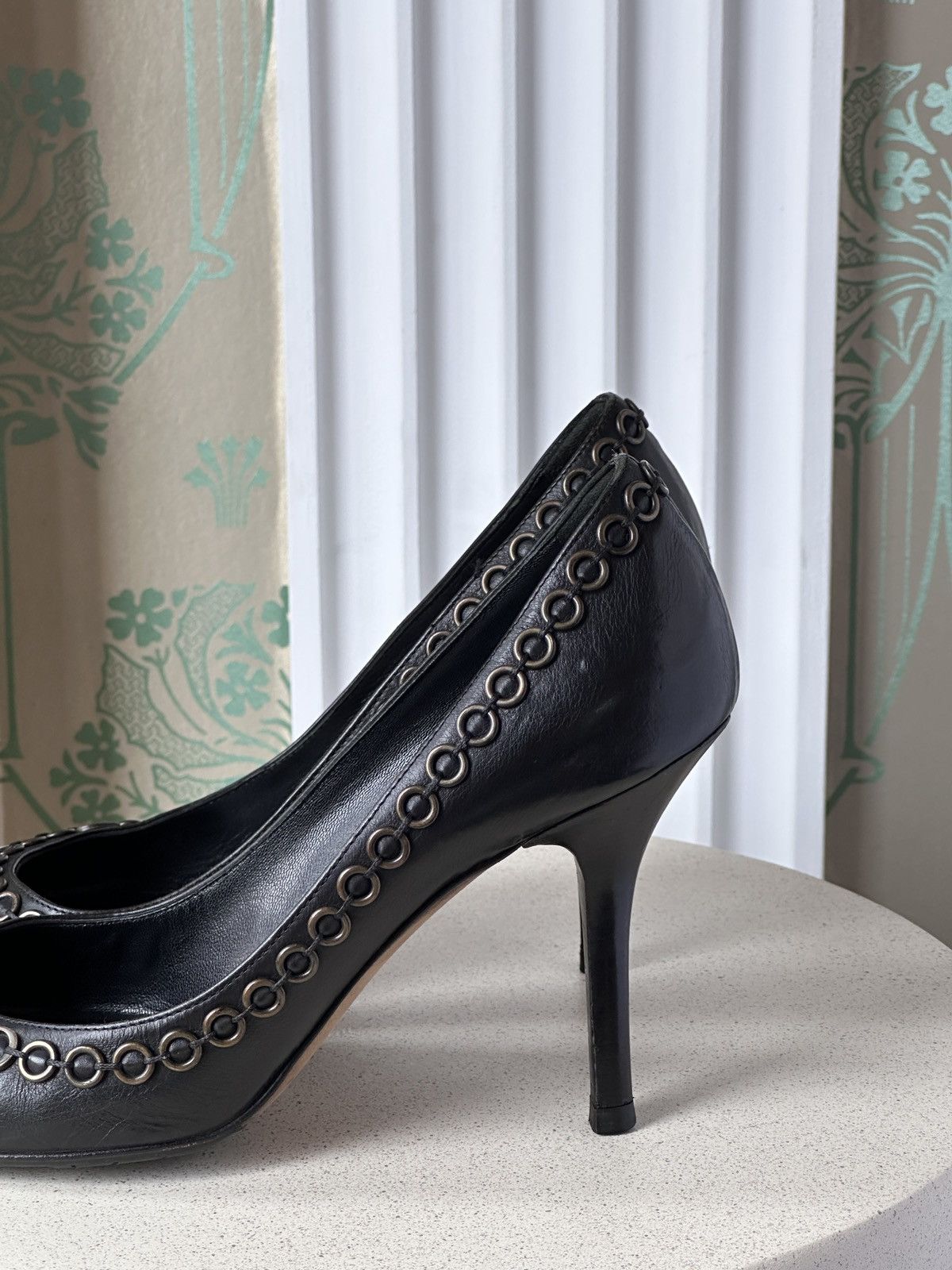 Dior DIOR Black Leather Chain Detail Pumps CD Logo EU 39 / US 9 Size US 9 / IT 39 - 4 Thumbnail