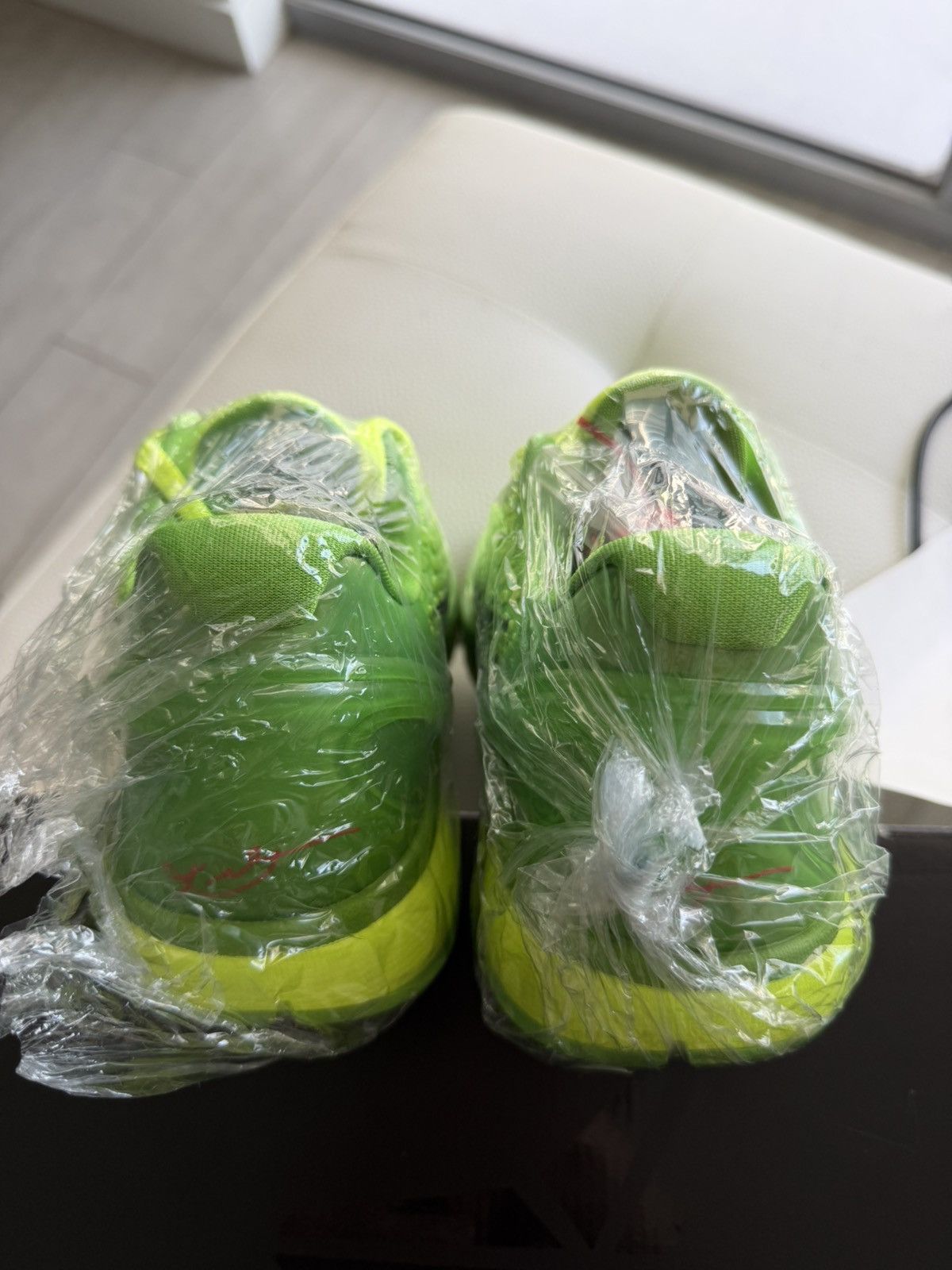 Nike Nike Kobe 6 Grinch 2020 Size US 10.5 / EU 43-44 - 5 Thumbnail