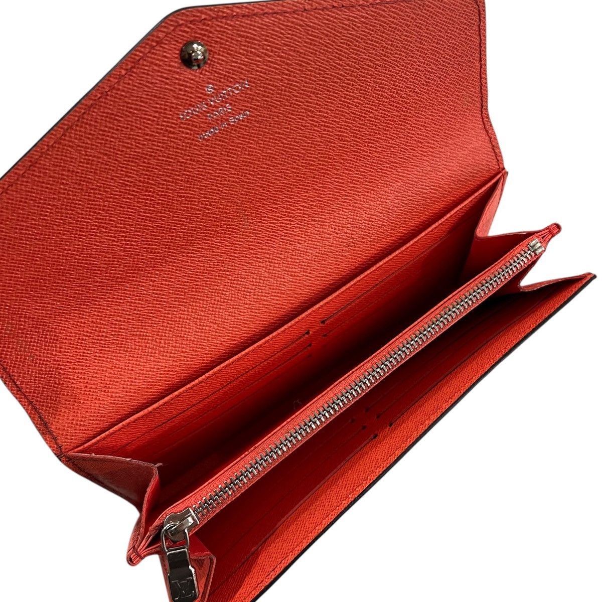 Louis Vuitton Louis Vuitton Epi Leather Sarah Wallet NM Size ONE SIZE - 4 Thumbnail