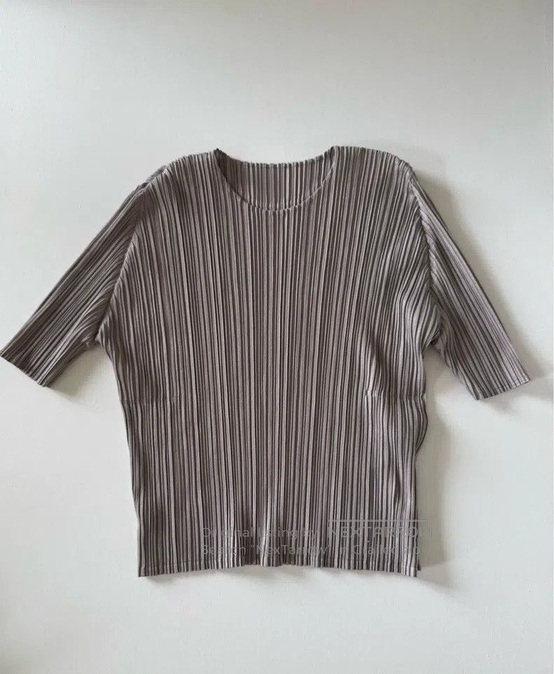 Issey Miyake Issey Miyake Gray Pleated Top Size XL / US 12-14 / IT 48-50 - 2 Thumbnail