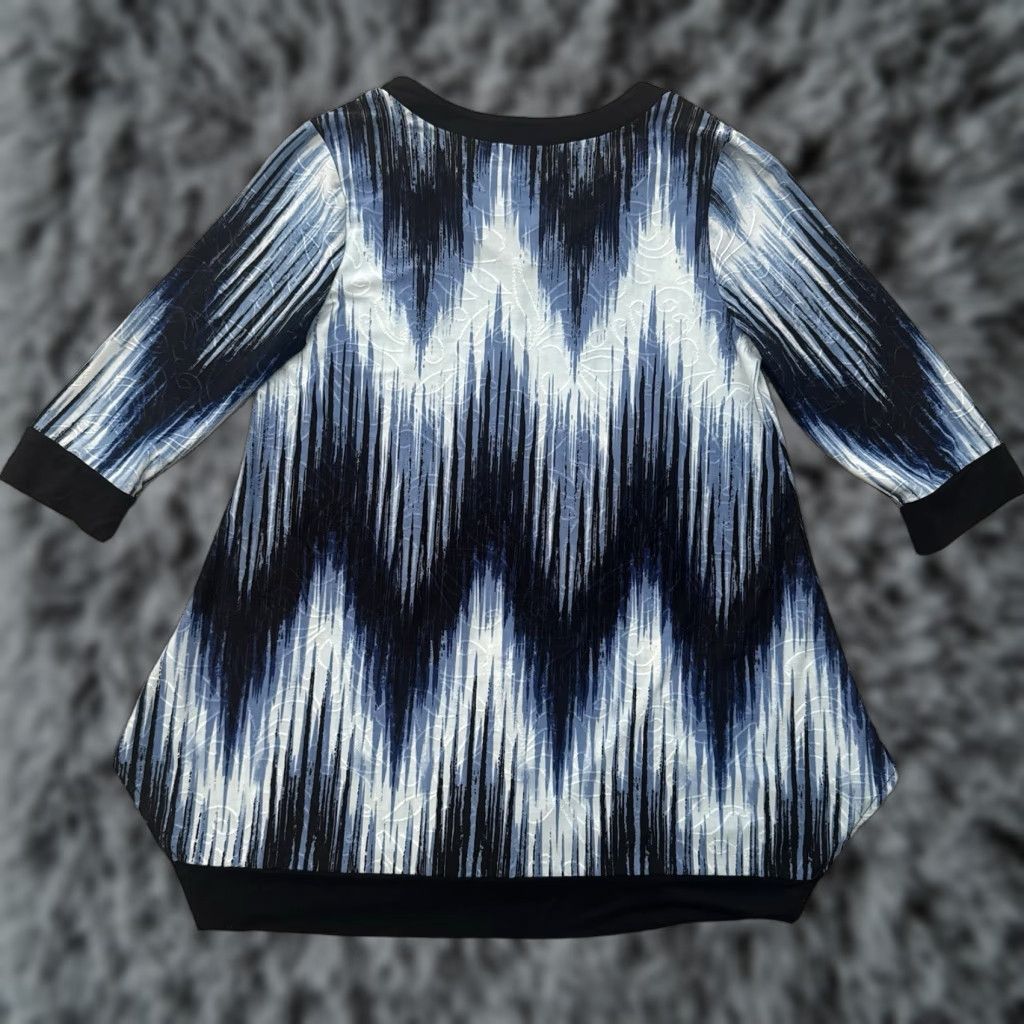 Vintage Notations Blouse Medium Retro Y2K Ombré Office Chic Embroidered Swirls Elegant Shirt Women M Blue Size M / US 6-8 / IT 42-44 - 1 Thumbnail