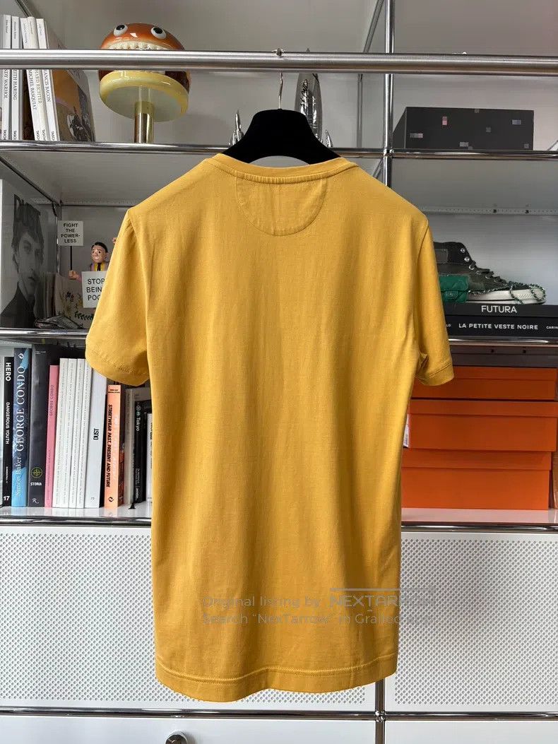 Fendi Fendi Sticker print short sleeves Size US S / EU 44-46 / 1 - 3 Thumbnail