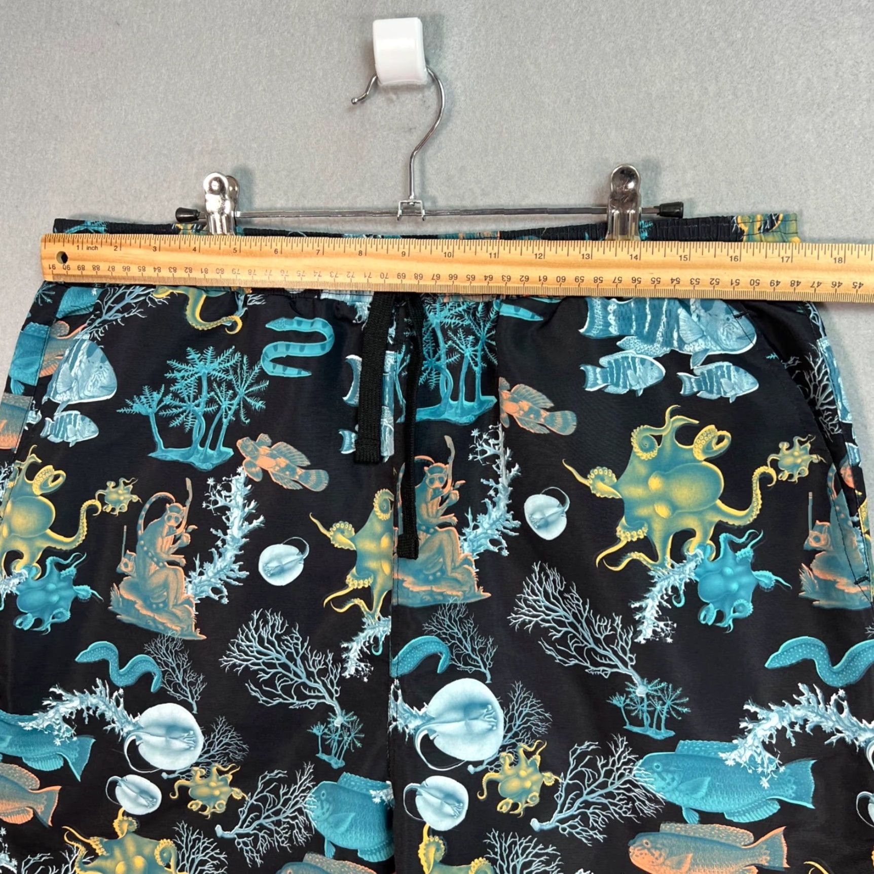 Swims LRG Mens Underwater Graphic Swim Shorts Large Polyester Black Multicolor Size US 33 - 6 Thumbnail