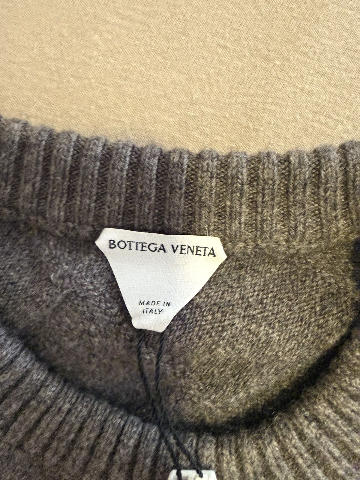 Bottega Veneta Bottega veneta Intrecciato wool sweater size medium Size US M / EU 48-50 / 2 - 7 Thumbnail