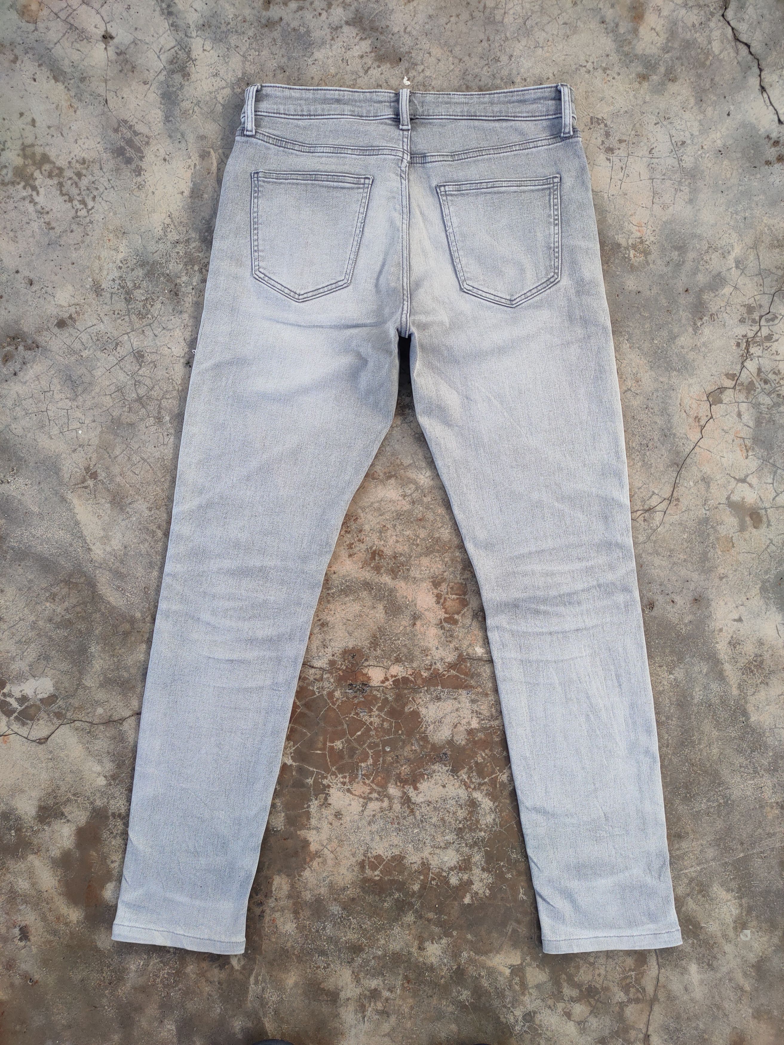 Japanese Brand Vintage skinny japanese faded jean denim pants Size US 33 - 10 Thumbnail