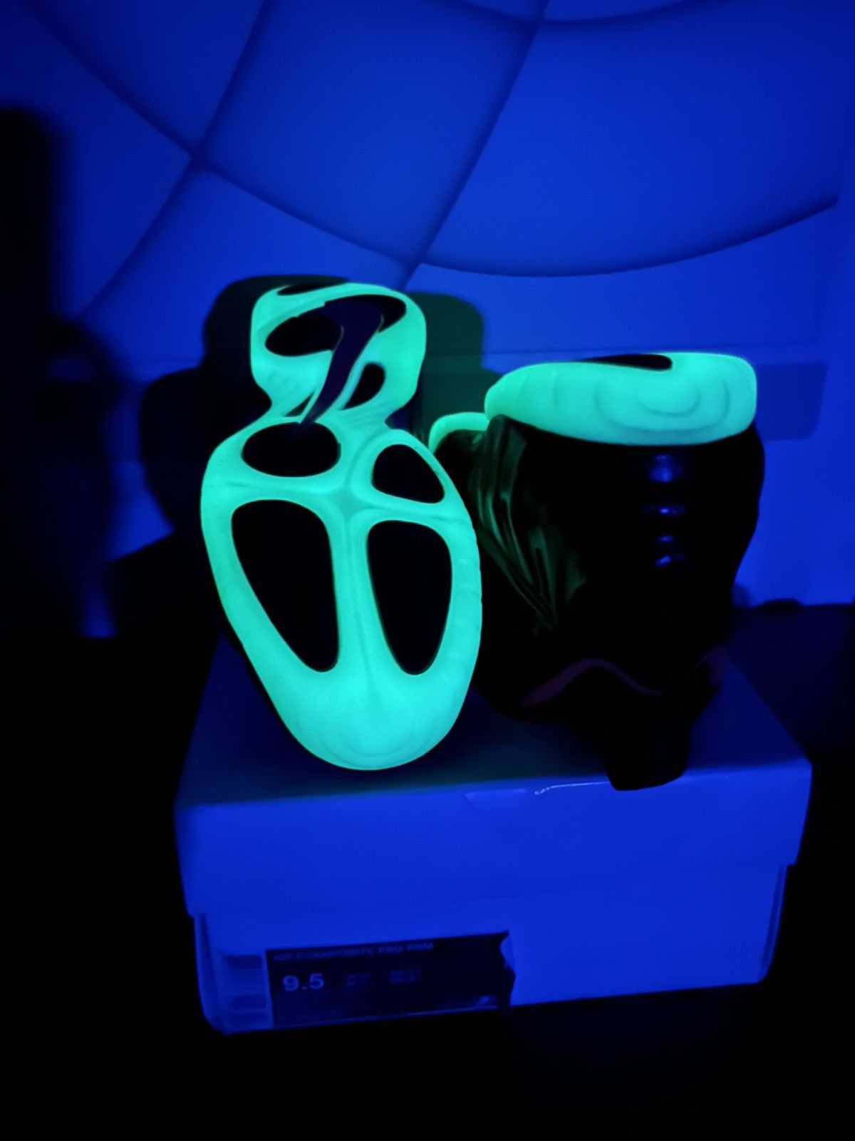 Nike Size 9.5 - Nike Air Foamposite Pro Prm YZY 2014 Size US 9.5 / EU 42-43 - 11 Thumbnail