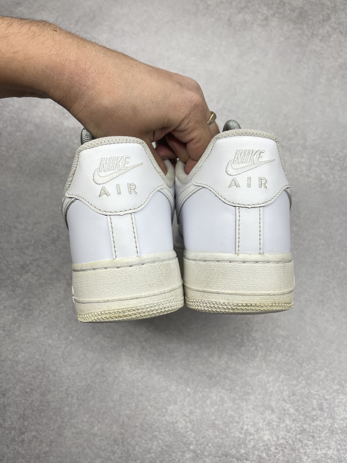 Nike Mens Nike Air Force 1 Triple White Leather Sneakers Y2K TECH Size US 9 / EU 42 - 6 Thumbnail