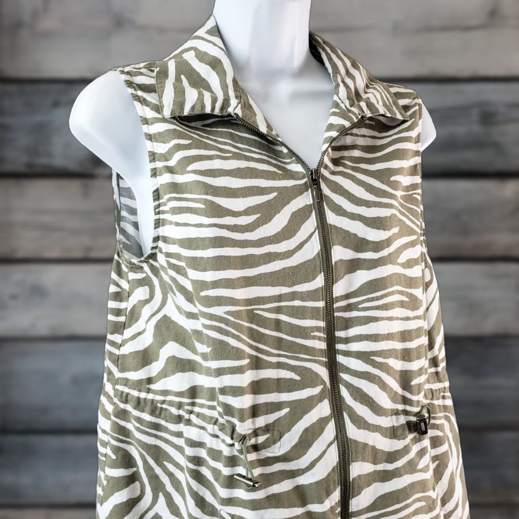 Vintage Chico's Womens Vest Small Olive Green Linen Blend Full Zip Vest Zip Size S / US 4 / IT 40 - 1 Thumbnail