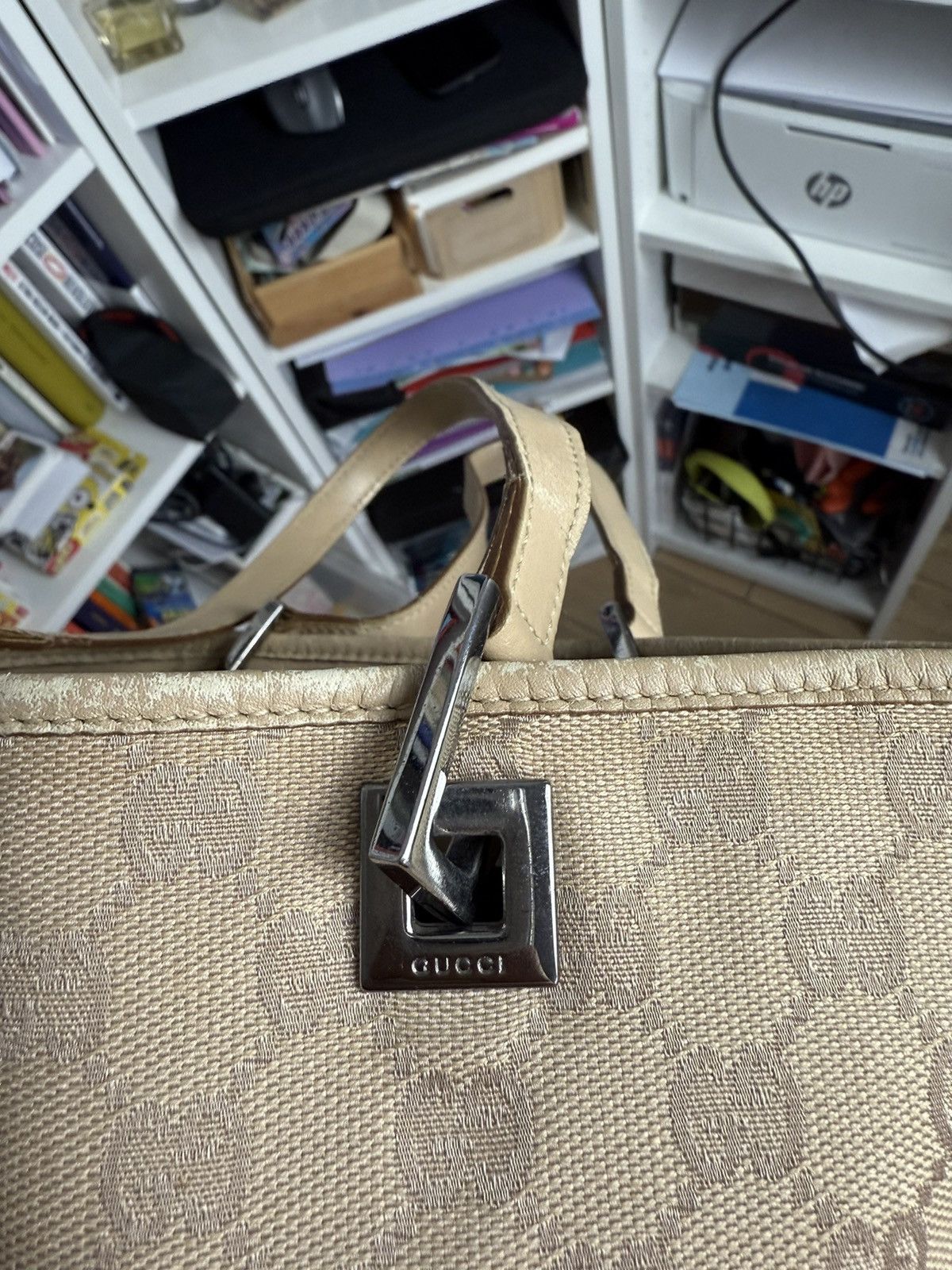Designer × Gucci × Vintage Vintage y2k Gucci bucket hand bag monogram old money luxury Size ONE SIZE - 11 Thumbnail