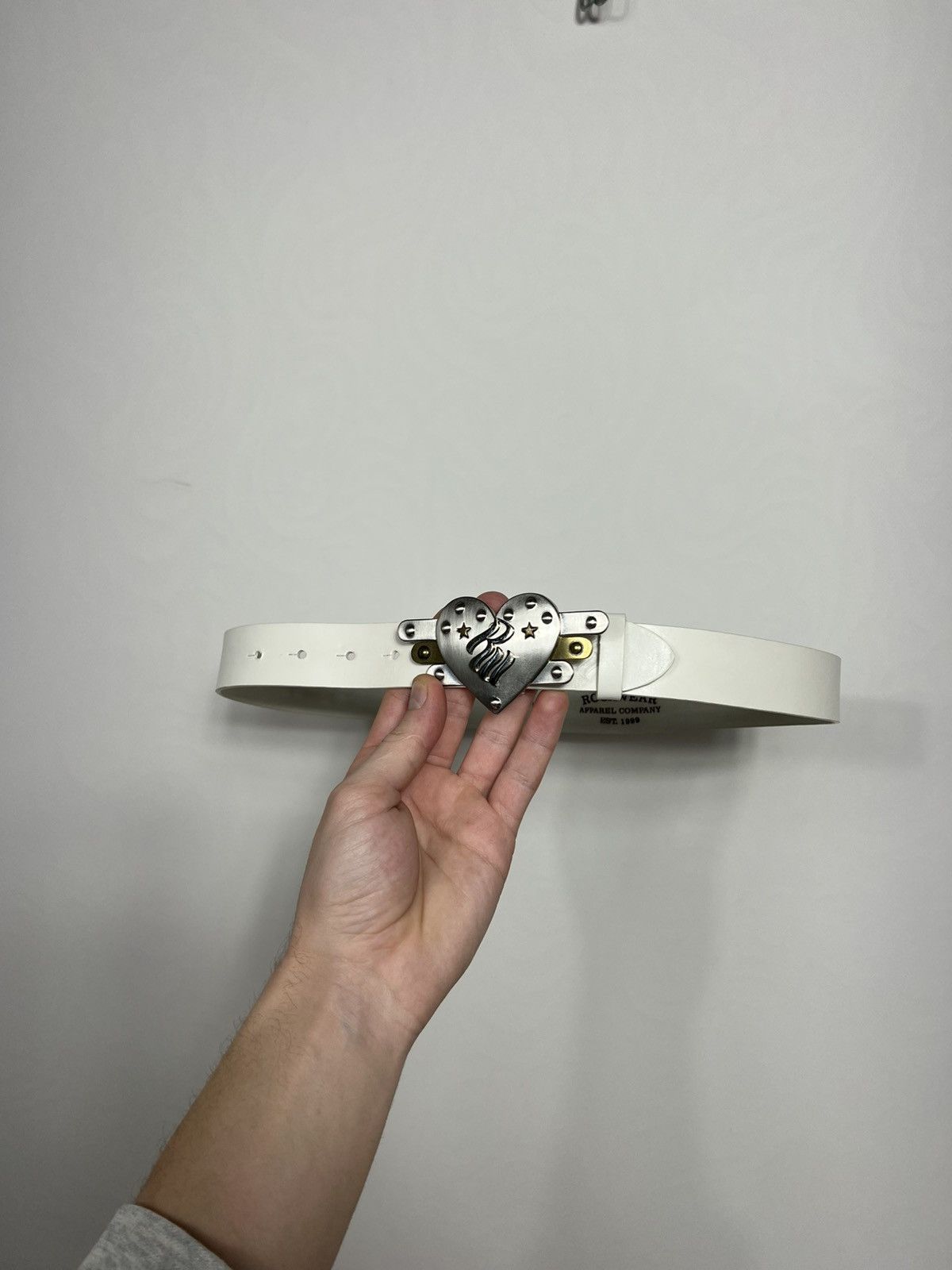 Vintage Vintage Rocawear Metal Heart Buckle Y2K Belt Size ONE SIZE - 1 Thumbnail