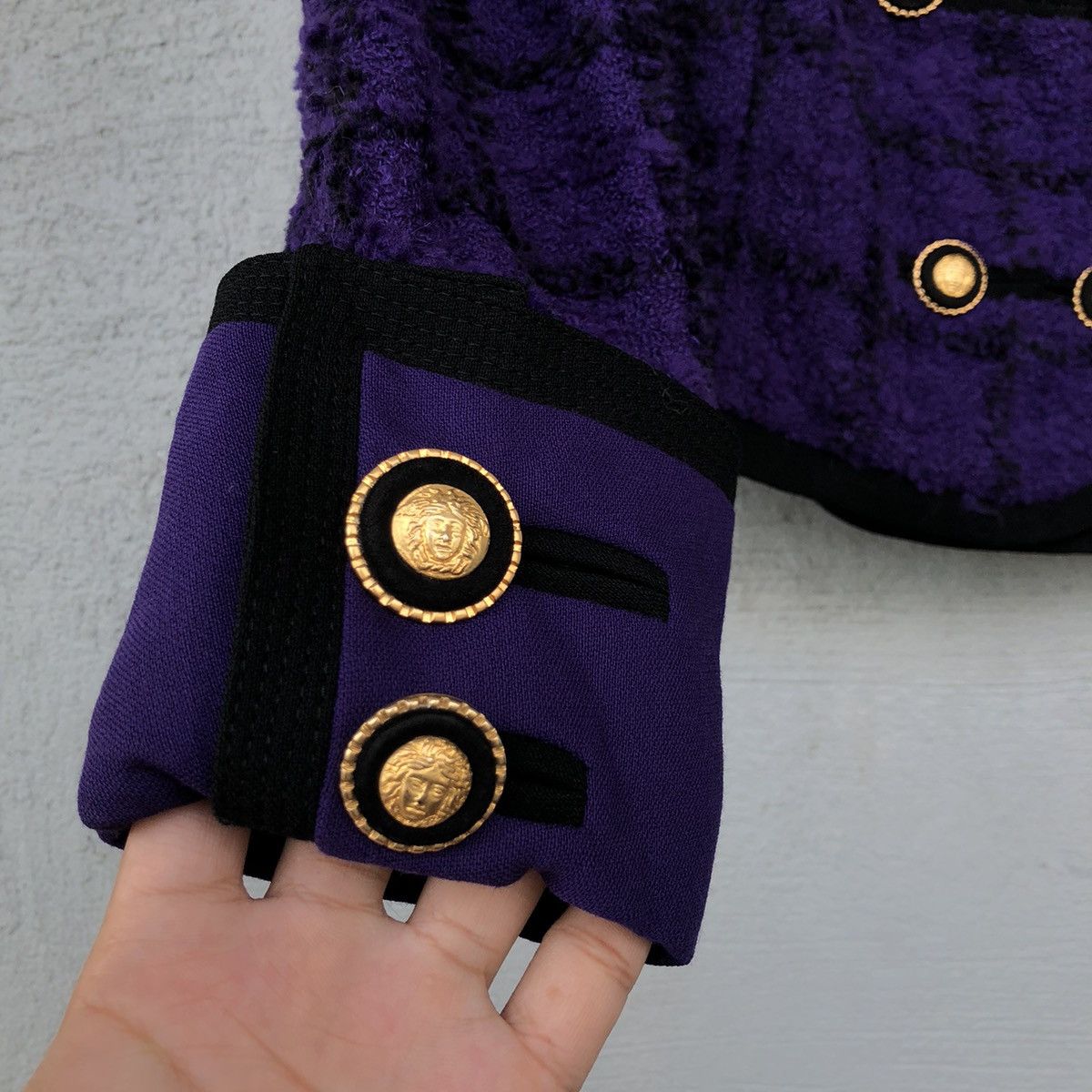 Versace Versace FW 1993-1994 wool Boucle Jacket Size XS / US 0-2 / IT 36-38 - 2 Thumbnail