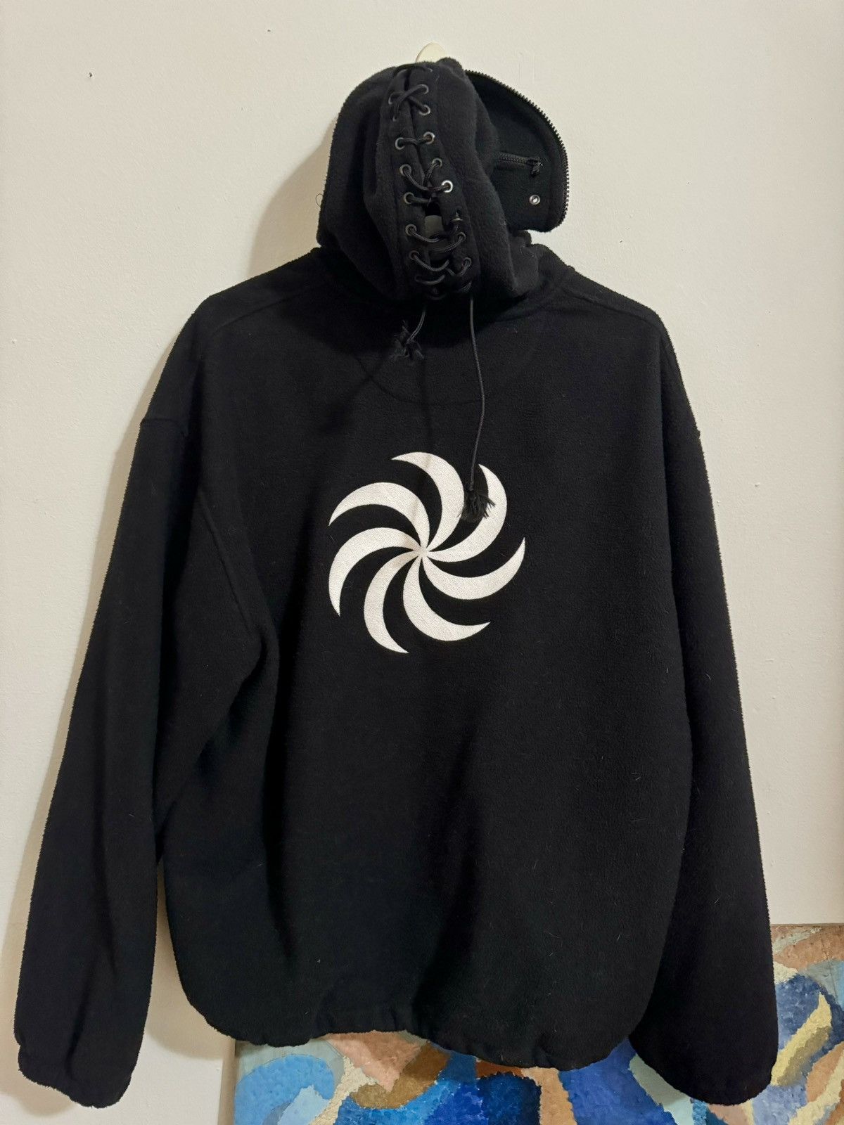 Vetements Vetements SS19 Gimp mask fleece hoodie Size US M / EU 48-50 / 2 - 4 Thumbnail