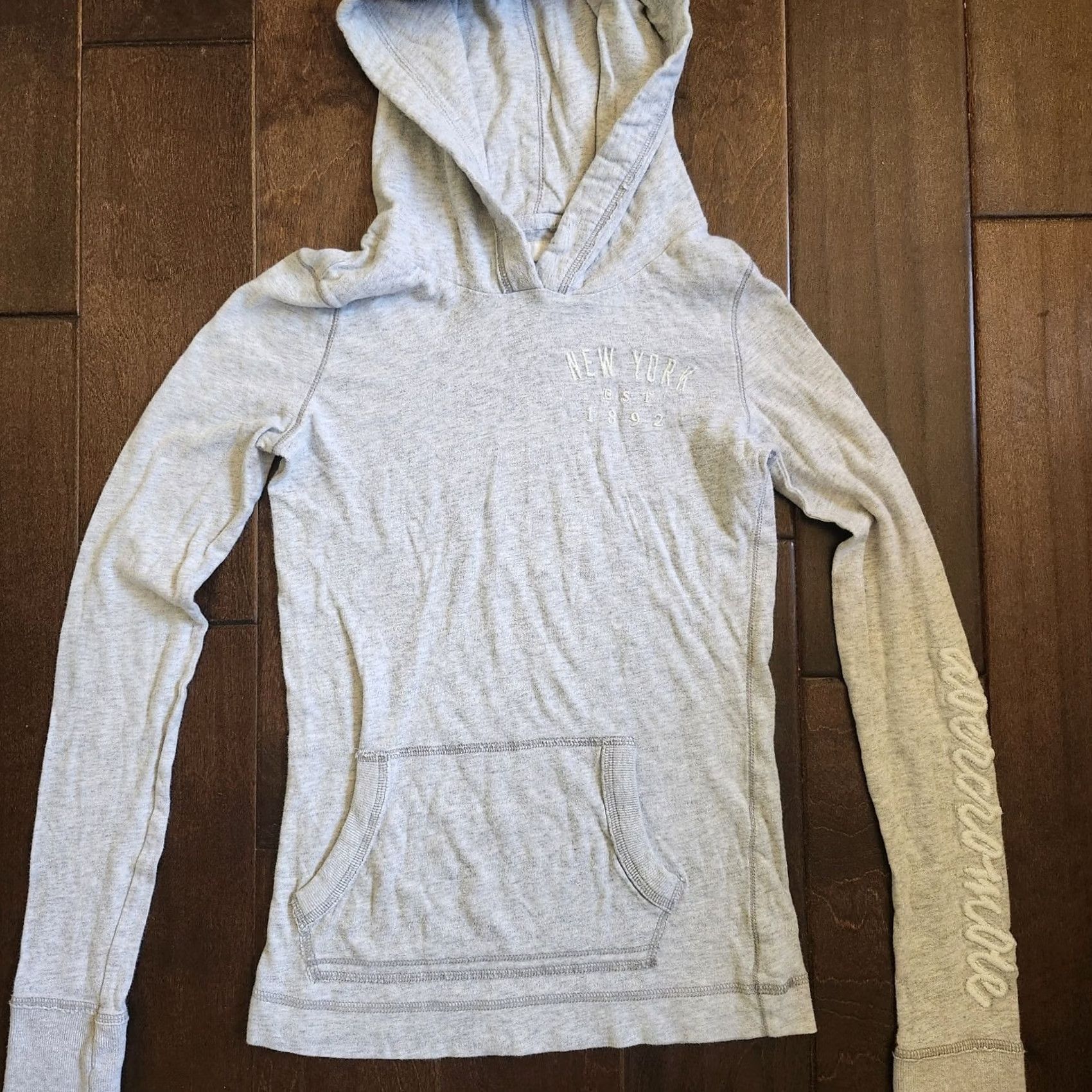 Vintage Grays Abercrombie New York Girl's Junior Gray Heathered Hoodie Sweater L Pullover Hooded Pockets Activewear Size L / US 10 / IT 46 - 3 Thumbnail
