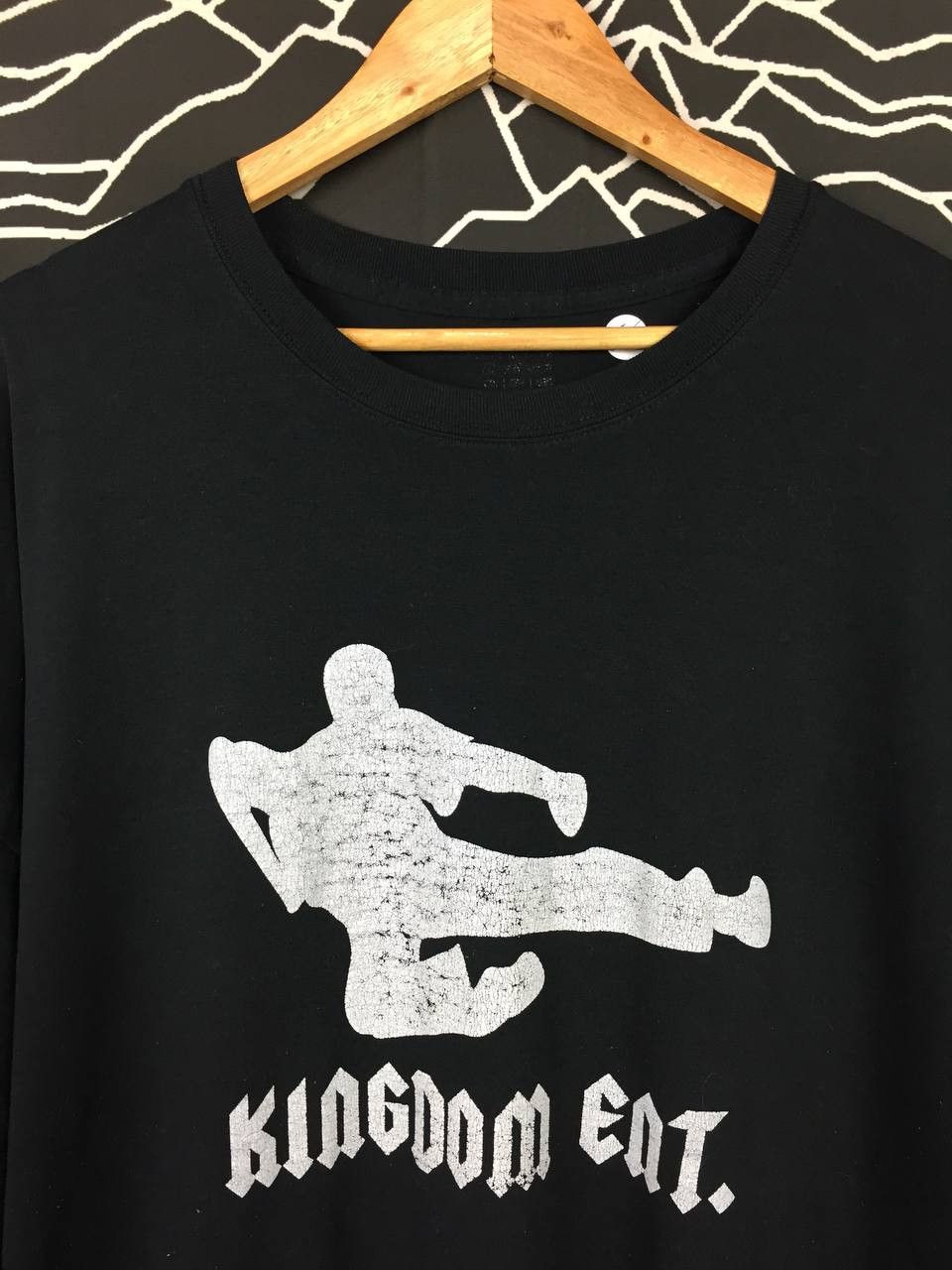 Gildan × Vintage Kingdom Ent. Kingdom Martial Art Logo Tee Size US XXL / EU 58 / 5 - 3 Thumbnail