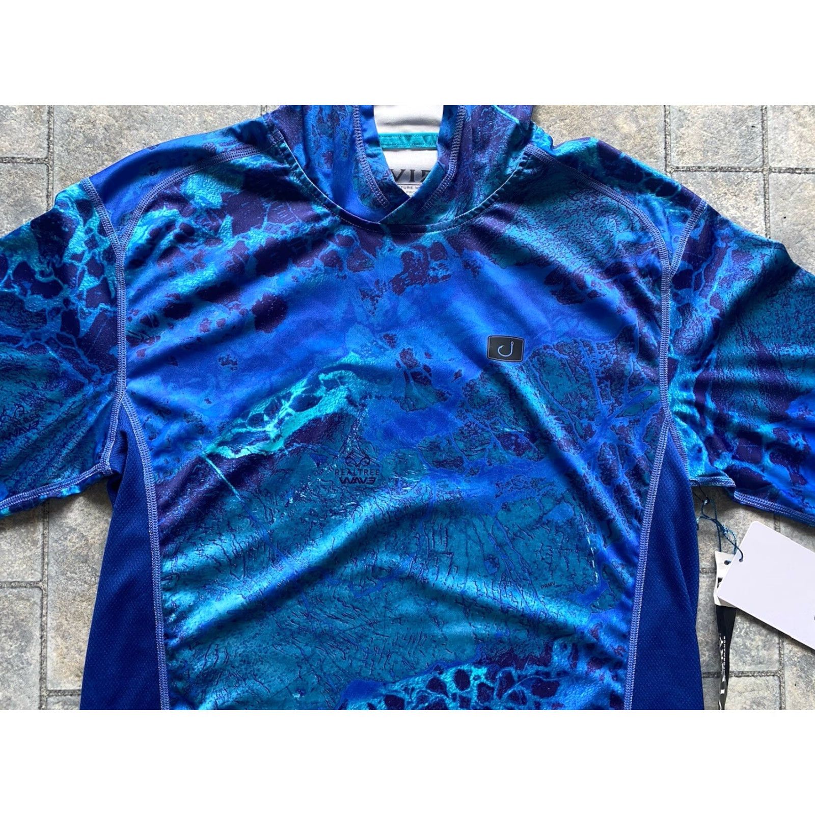 Realtree Avid Mens SMALL Hooded Long Sleeve Realtree Wav3 Moisture Wicking UV Protection Shirt Hoodie Camouflage Blue Mens Size US S / EU 44-46 / 1 - 4 Thumbnail