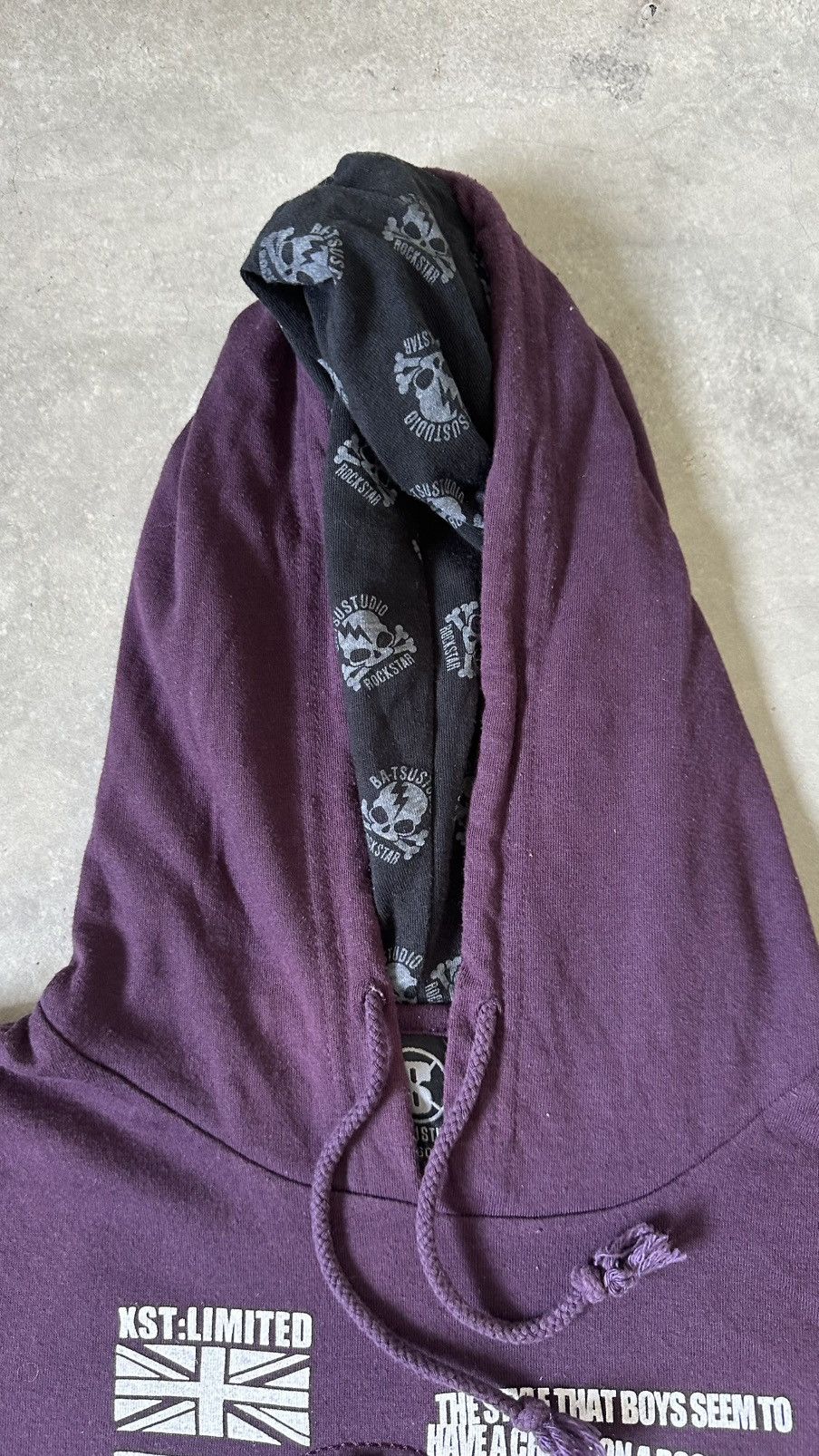 Japanese Brand VINTAGE ROCK BA-TSU STUDIO SKULL FIT HOODIE Size US S / EU 44-46 / 1 - 5 Thumbnail