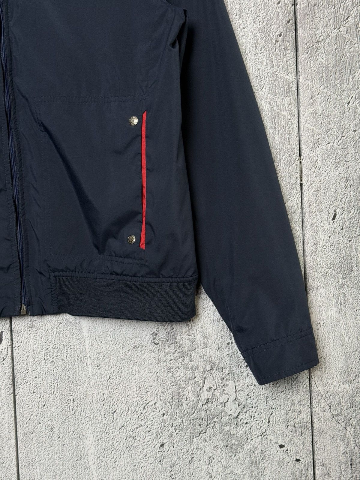 Prada Vintage Prada Sport Red Tab Logo Nylon Windbreaker Jacket Size US L / EU 52-54 / 3 - 13 Thumbnail