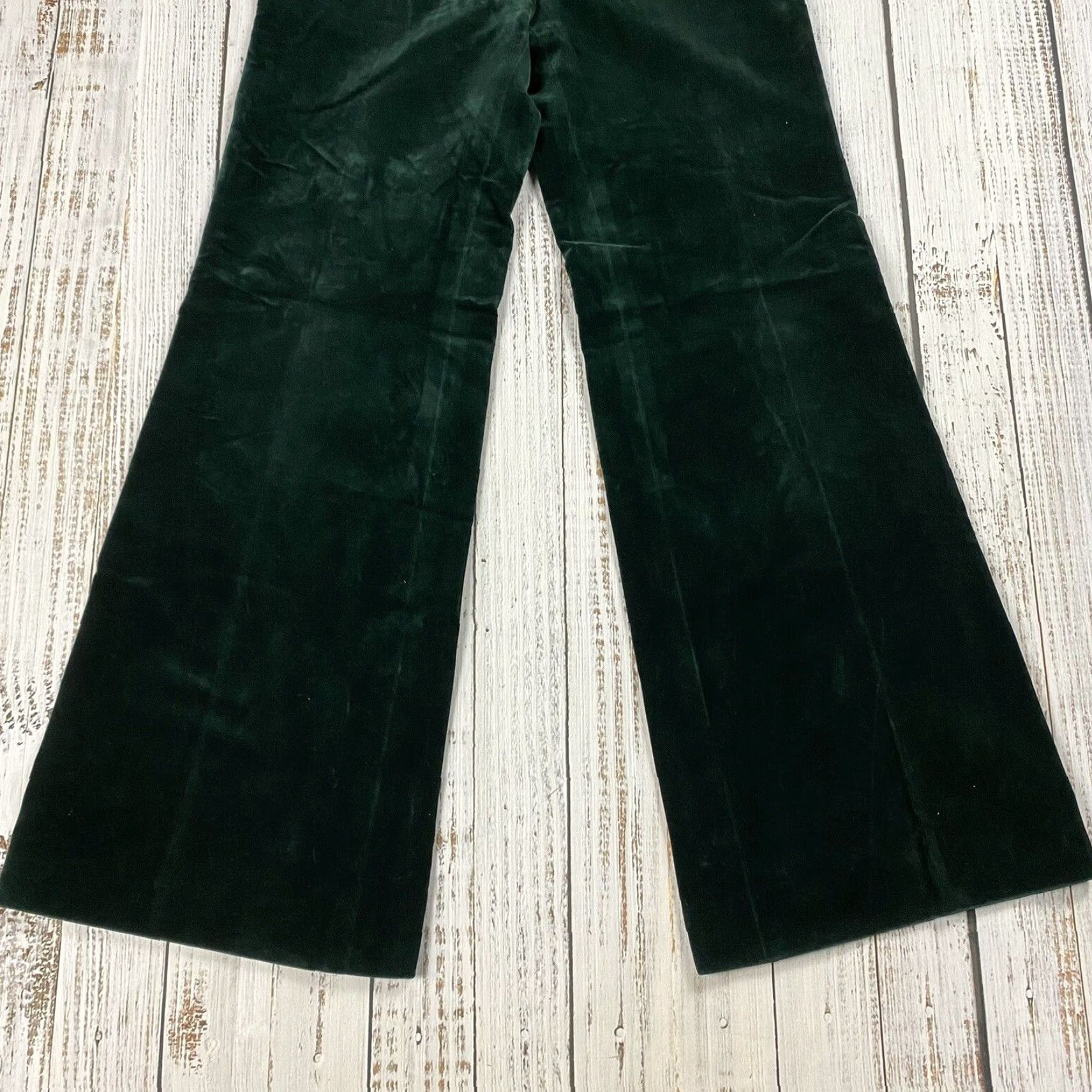 Vintage VINTAGE 1970s T.JONES Velour High Rise Zip Bell Bottom Pants Women’s 29x31 Forest Green Hippy Boho Size 29" - 3 Thumbnail