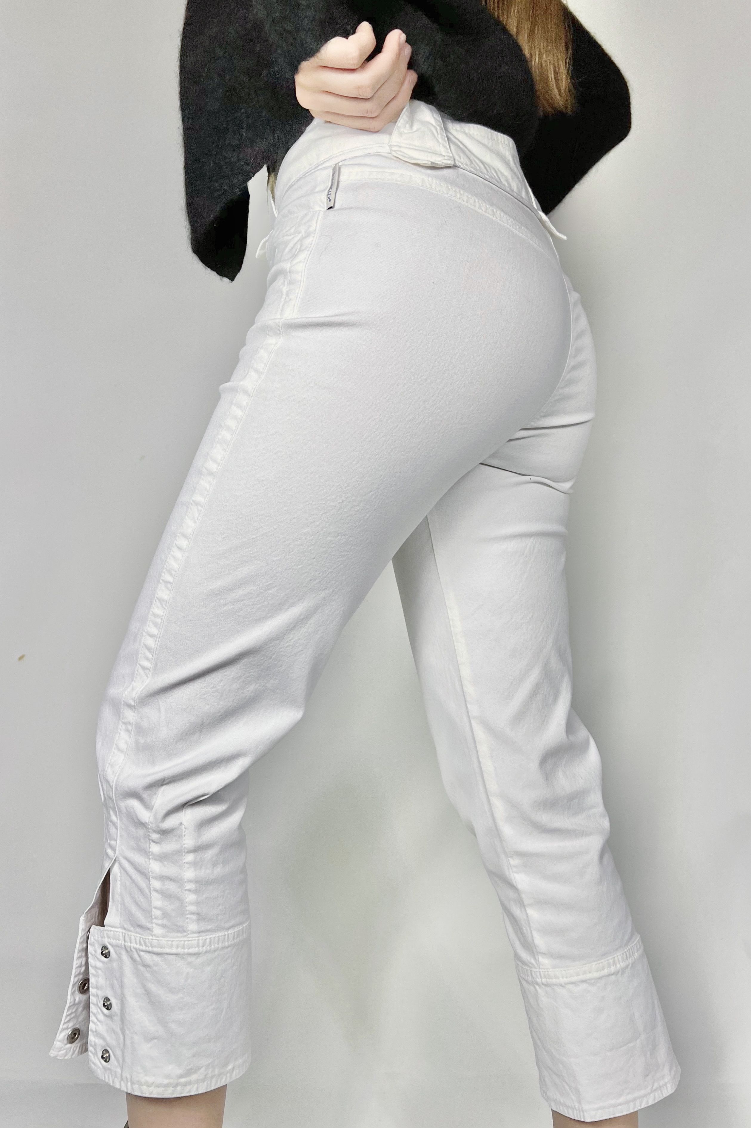 Moncler Y2K Moncler Cropped Pants Shorts Size 28" / US 6 / IT 42 - 1 Thumbnail