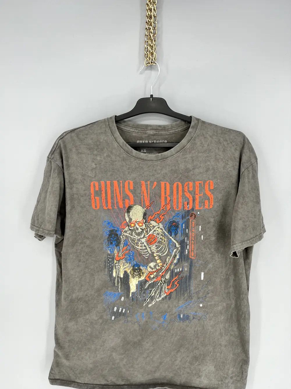 Band Tees × Vintage Guns and Roses Vintage Y2K Rock Band Tee Size S Oversize Size US S / EU 44-46 / 1 - 6 Thumbnail
