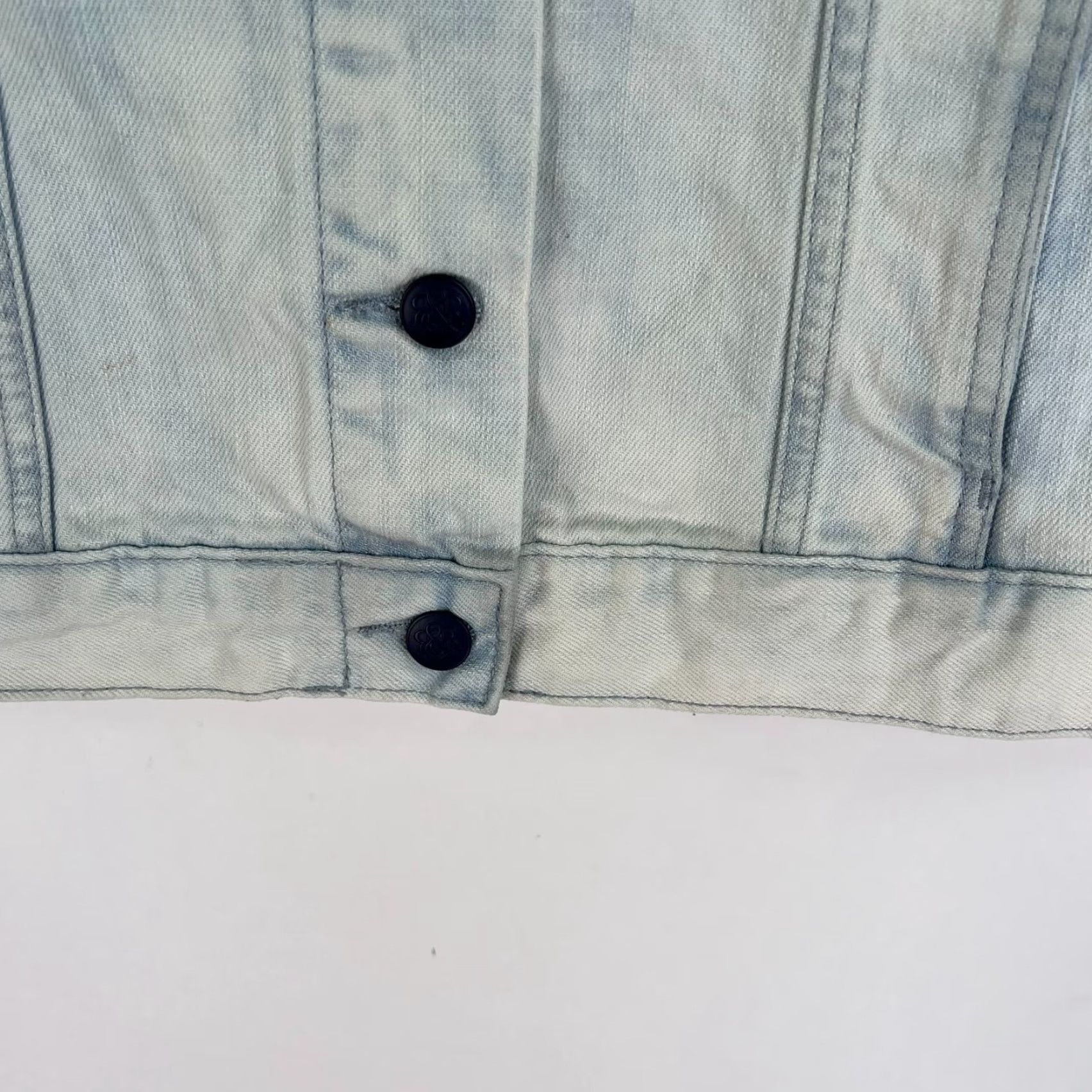 Vintage Rock & Republic Denim Jacket Women L Blue Denim 90s Biker Distressed Fringe Embroidered Logo Hitchiker Size L / US 10 / IT 46 - 6 Thumbnail