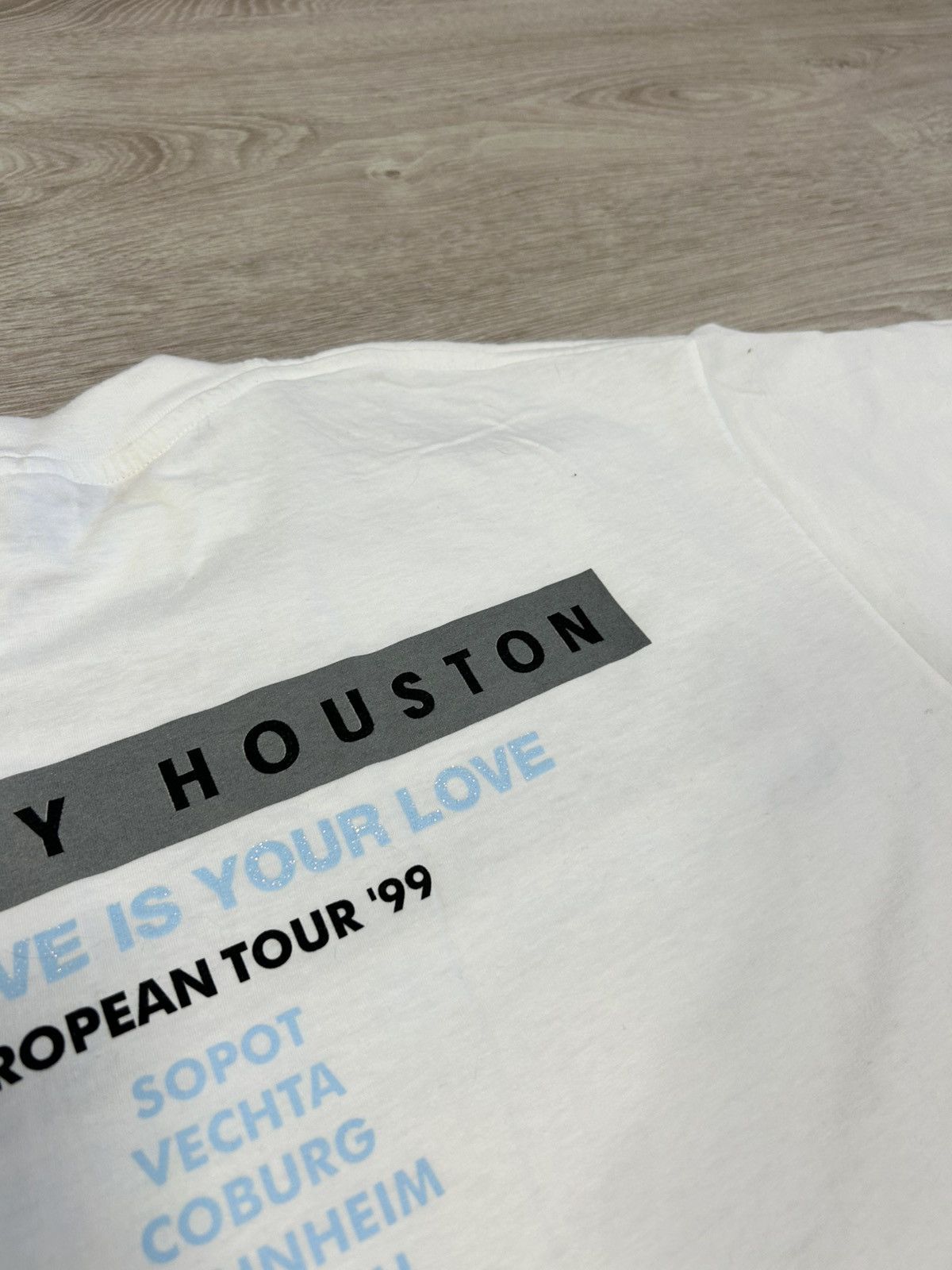 Vintage Vintage Whitney Houston Tour Europe 1999 USA size XL Size US XL / EU 56 / 4 - 4 Thumbnail