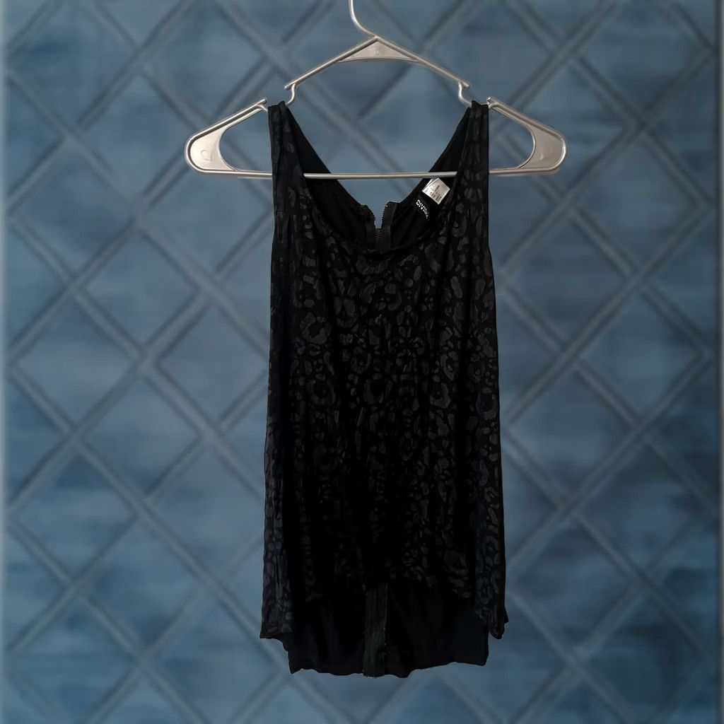 H&M H&M Divided Womens Size 6 Black Cheetah Pattern Tank Top Zip Blouse Size M / US 6-8 / IT 42-44 - 1 Thumbnail