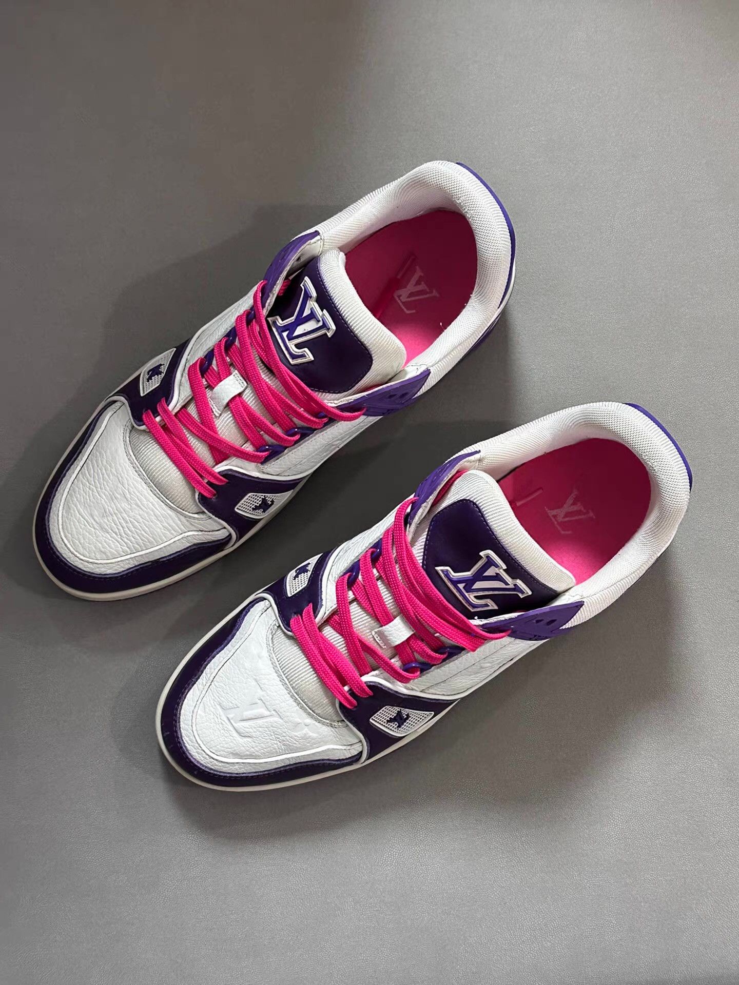 Louis Vuitton Louis Vuitton Trainer White & Purple Ｑ20 Size US 8.5 / EU 41-42 - 2 Thumbnail