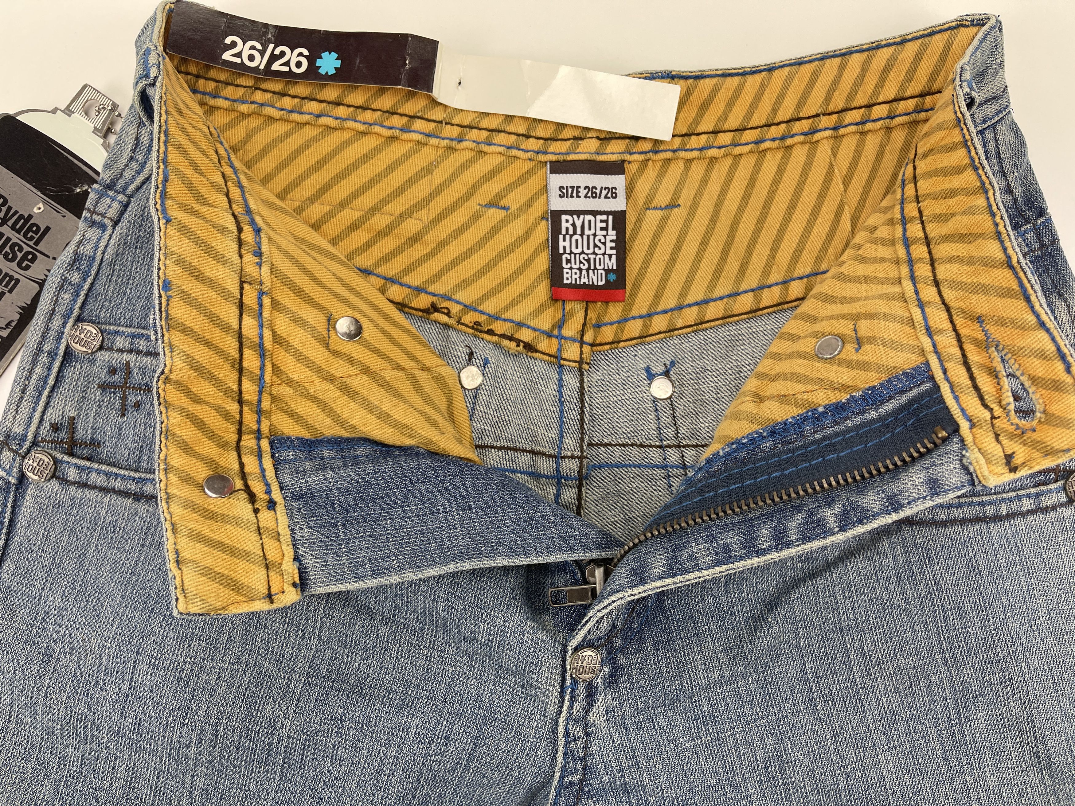 Vintage Rydel House shorts, vintage jeans 90s hip hop 1990s baggy 26 Size US 26 / EU 42 - 12 Thumbnail
