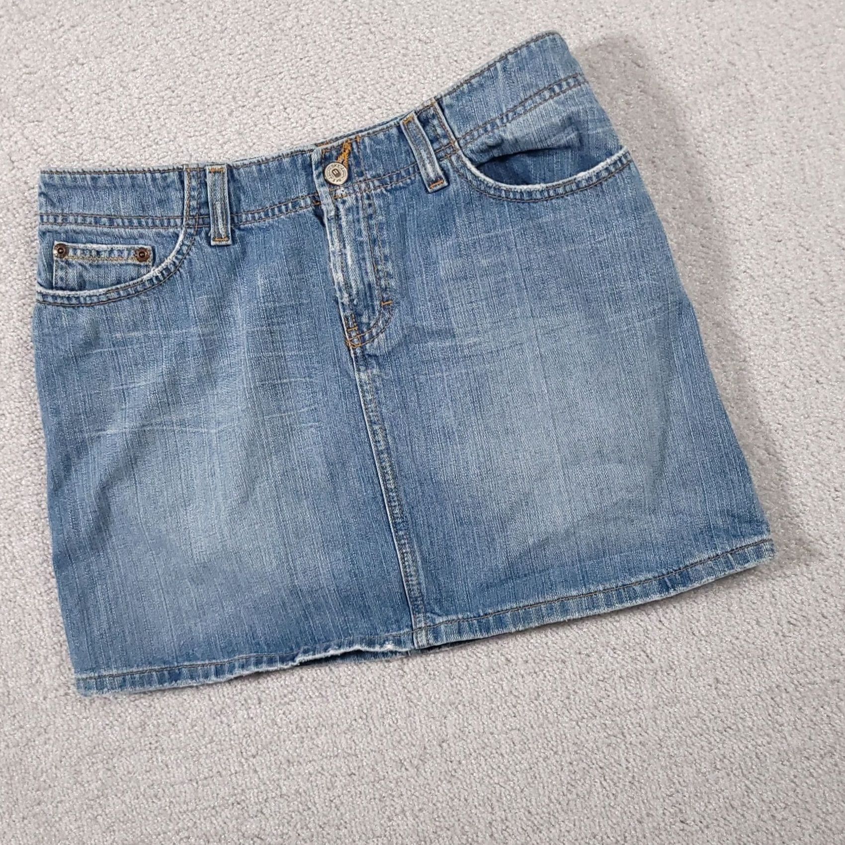 BKE Buckle BKE Denim Skirt Women's Size 27 Harbor Jean Skirt BKL131 Mini Distressed Skirt Women Girls Mens? Size 27" / US 4 / IT 40 - 2 Thumbnail