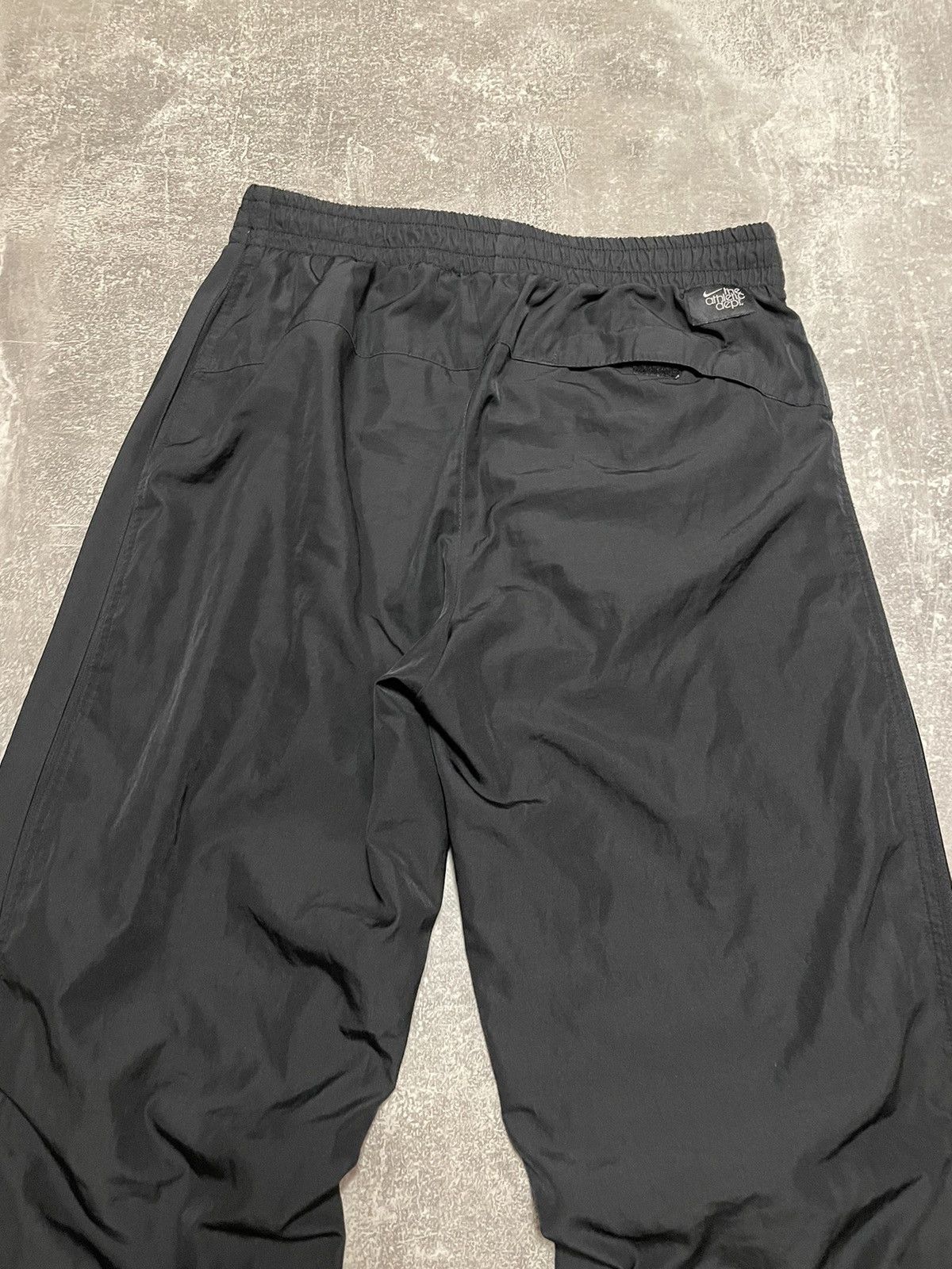 Nike × Vintage Vintage Nike Nylon Parachute Pants Drill Size US 30 / EU 46 - 18 Thumbnail